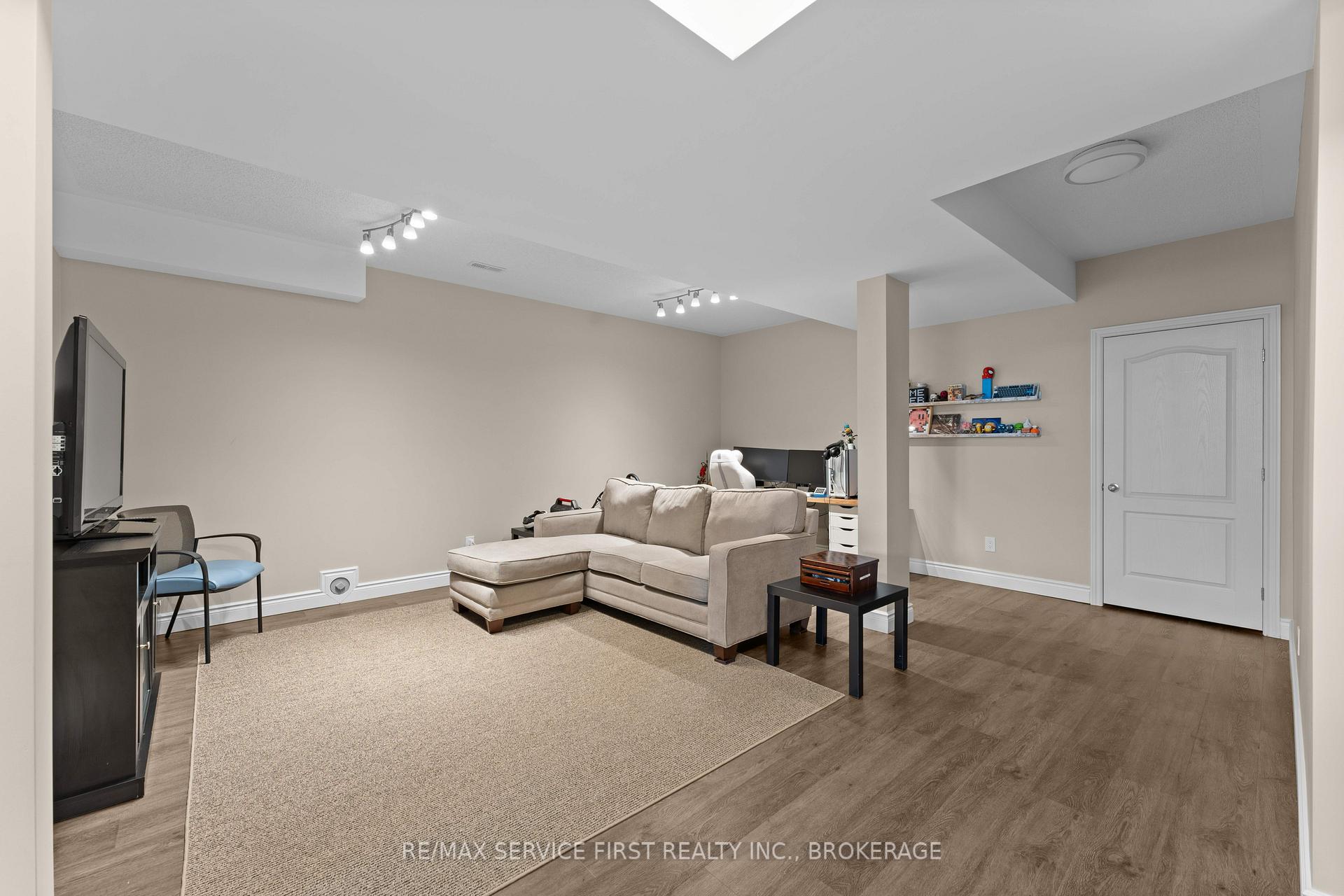 Photo 45 of 1134 Escala Crescent, Kingston, City Northwest — HOMEH