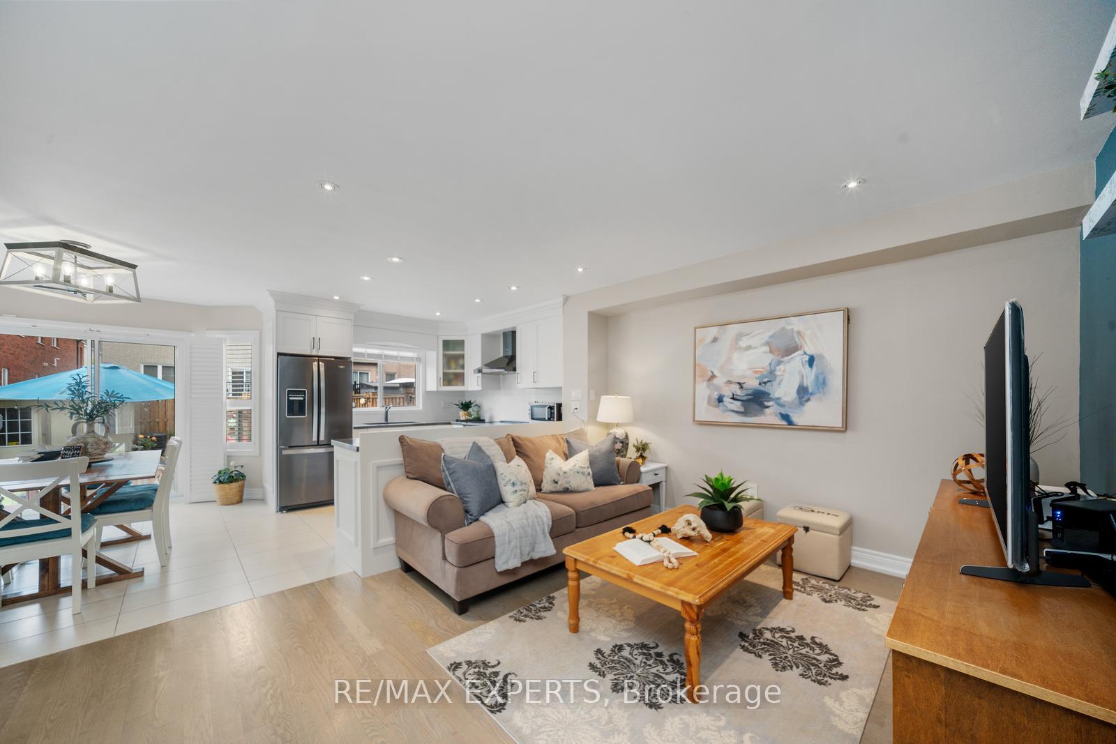 Photo 9 of 57 David Todd Avenue, Vaughan, Sonoma Heights — HOMEH