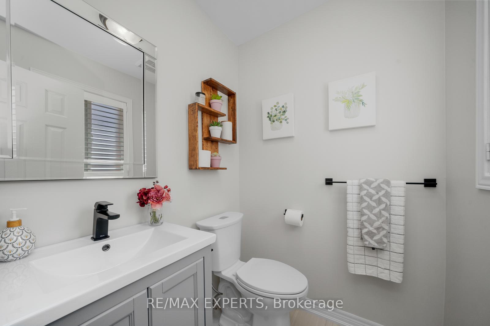 Photo 19 of 57 David Todd Avenue, Vaughan, Sonoma Heights — HOMEH