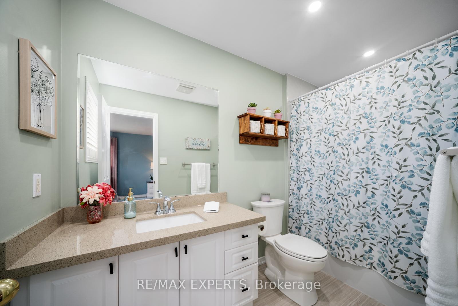 Photo 10 of 57 David Todd Avenue, Vaughan, Sonoma Heights — HOMEH