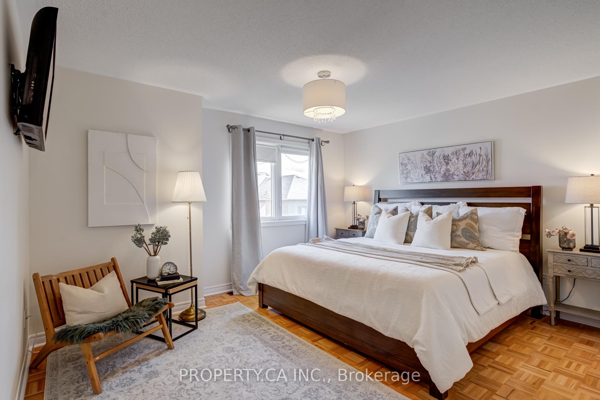 Photo 31 of 35 Canyon Gate Crescent, Vaughan, Rural Vaughan — HOMEH