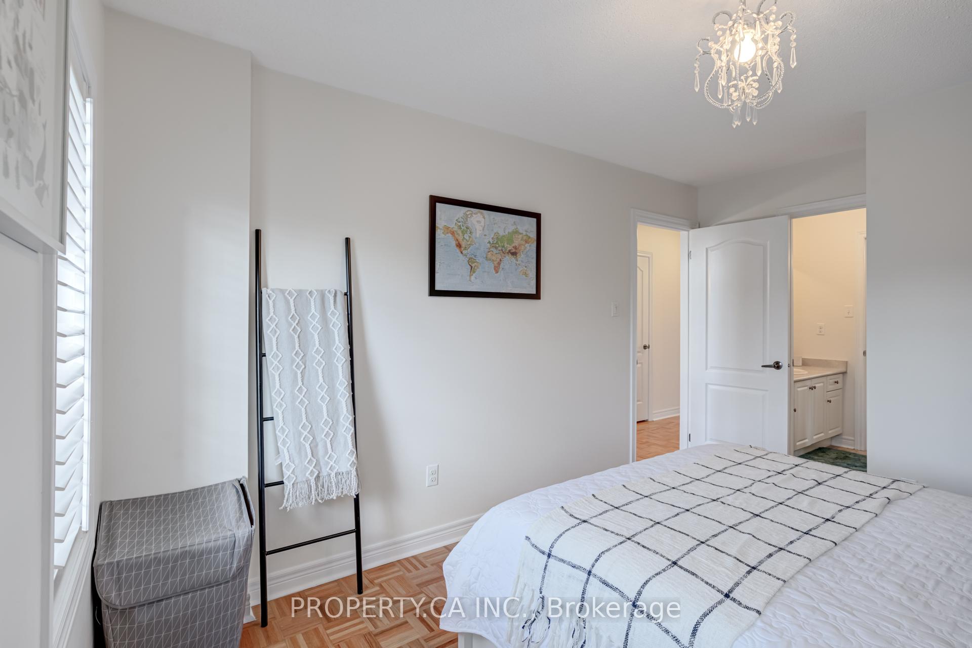Photo 39 of 35 Canyon Gate Crescent, Vaughan, Rural Vaughan — HOMEH