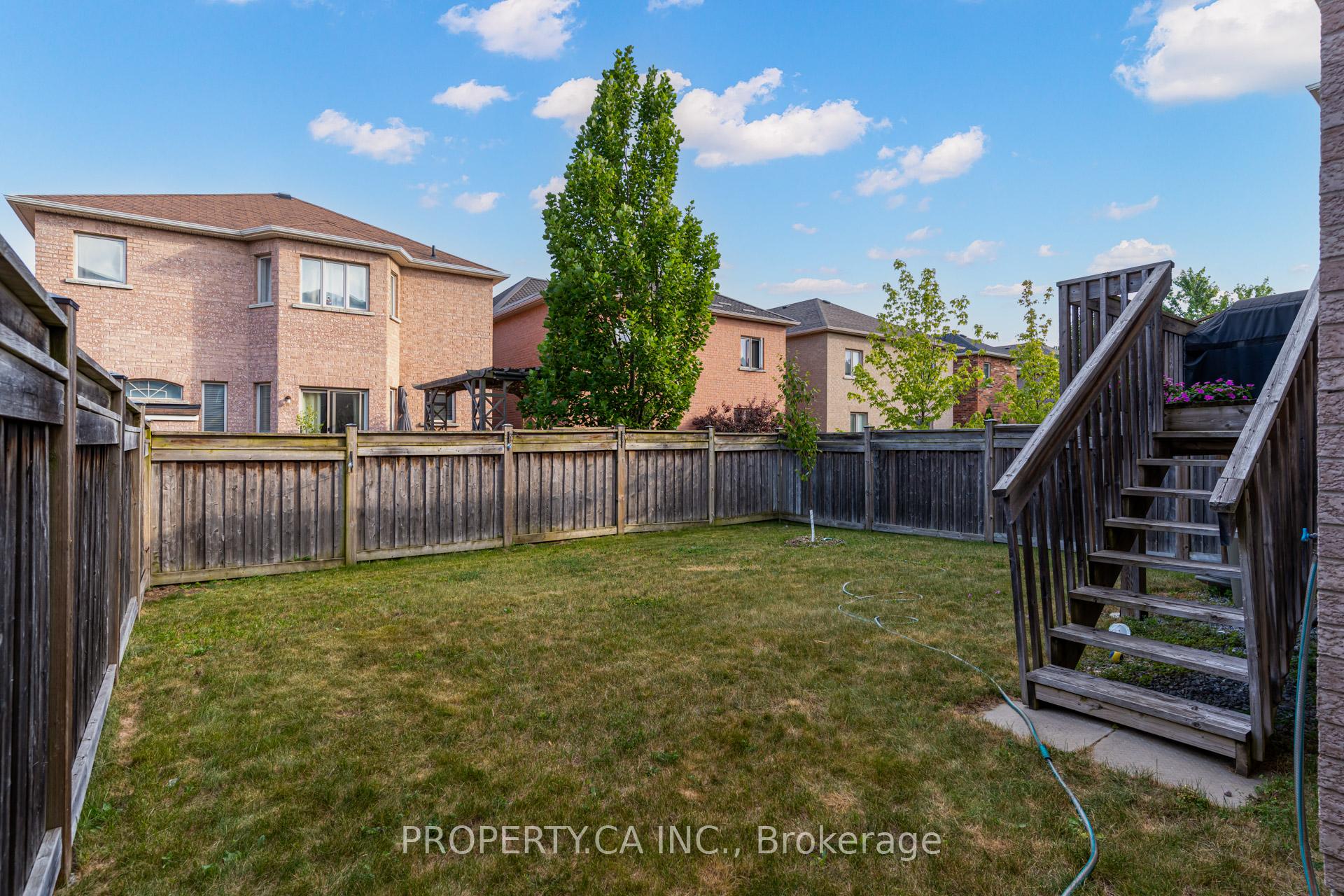 Photo 40 of 35 Canyon Gate Crescent, Vaughan, Rural Vaughan — HOMEH