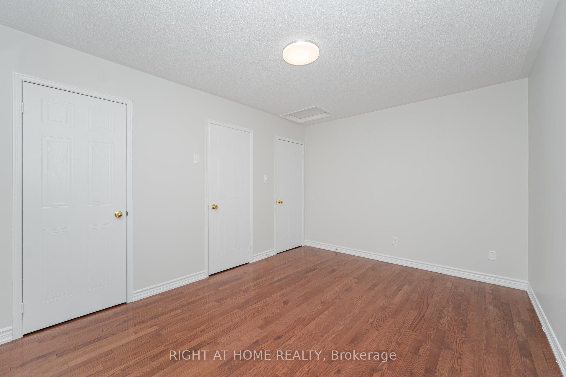 Photo 21 of 75 Kate Aitken Crescent, New Tecumseth, Beeton — HOMEH