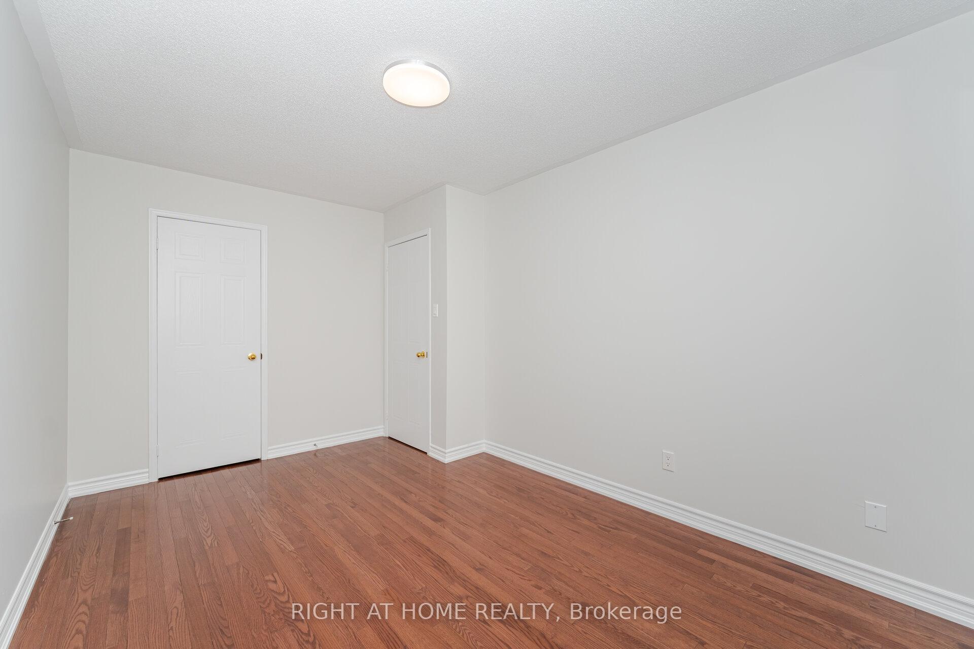Photo 15 of 75 Kate Aitken Crescent, New Tecumseth, Beeton — HOMEH