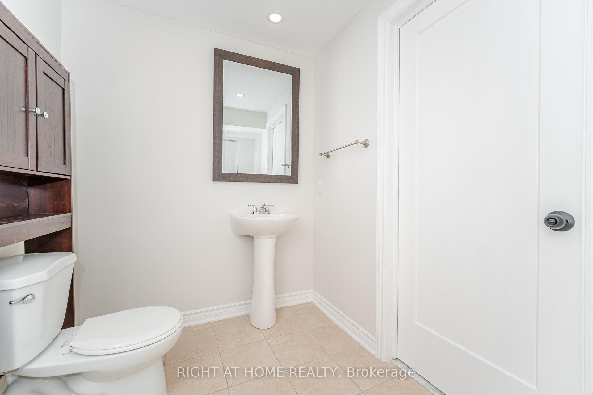 Photo 20 of 75 Kate Aitken Crescent, New Tecumseth, Beeton — HOMEH