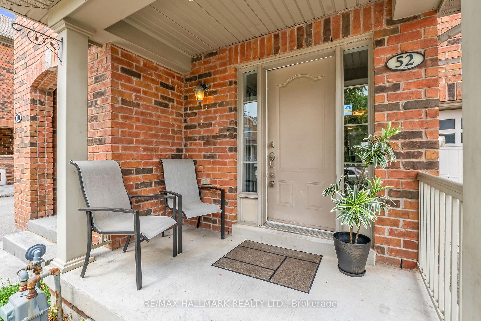 Photo 8 of 52 Muscadel Road, Vaughan, Vellore Village — HOMEH