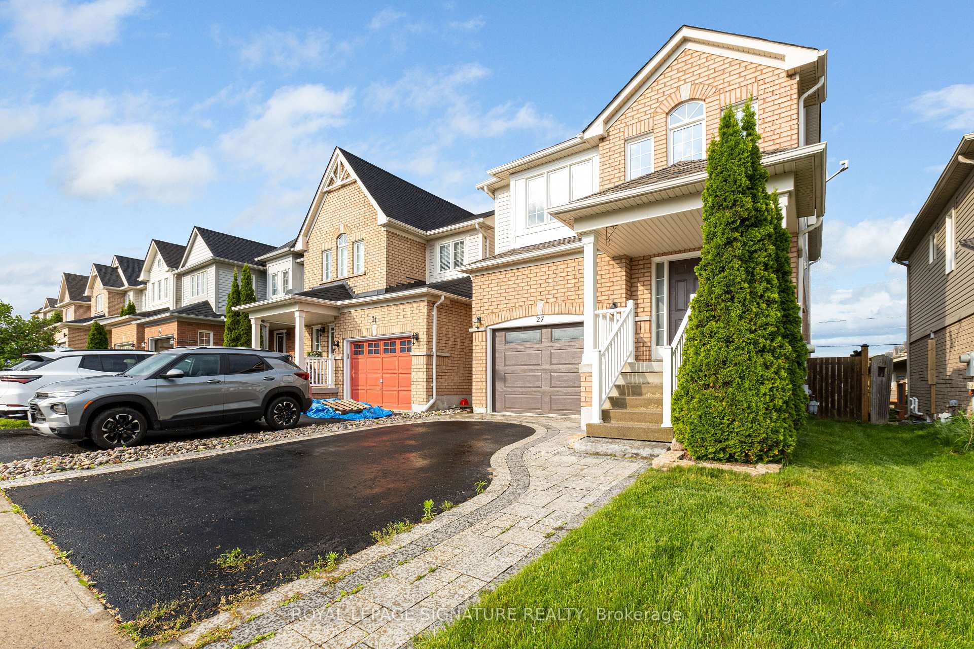 Photo 33 of 27 Lunney Crescent, Clarington, Bowmanville — HOMEH