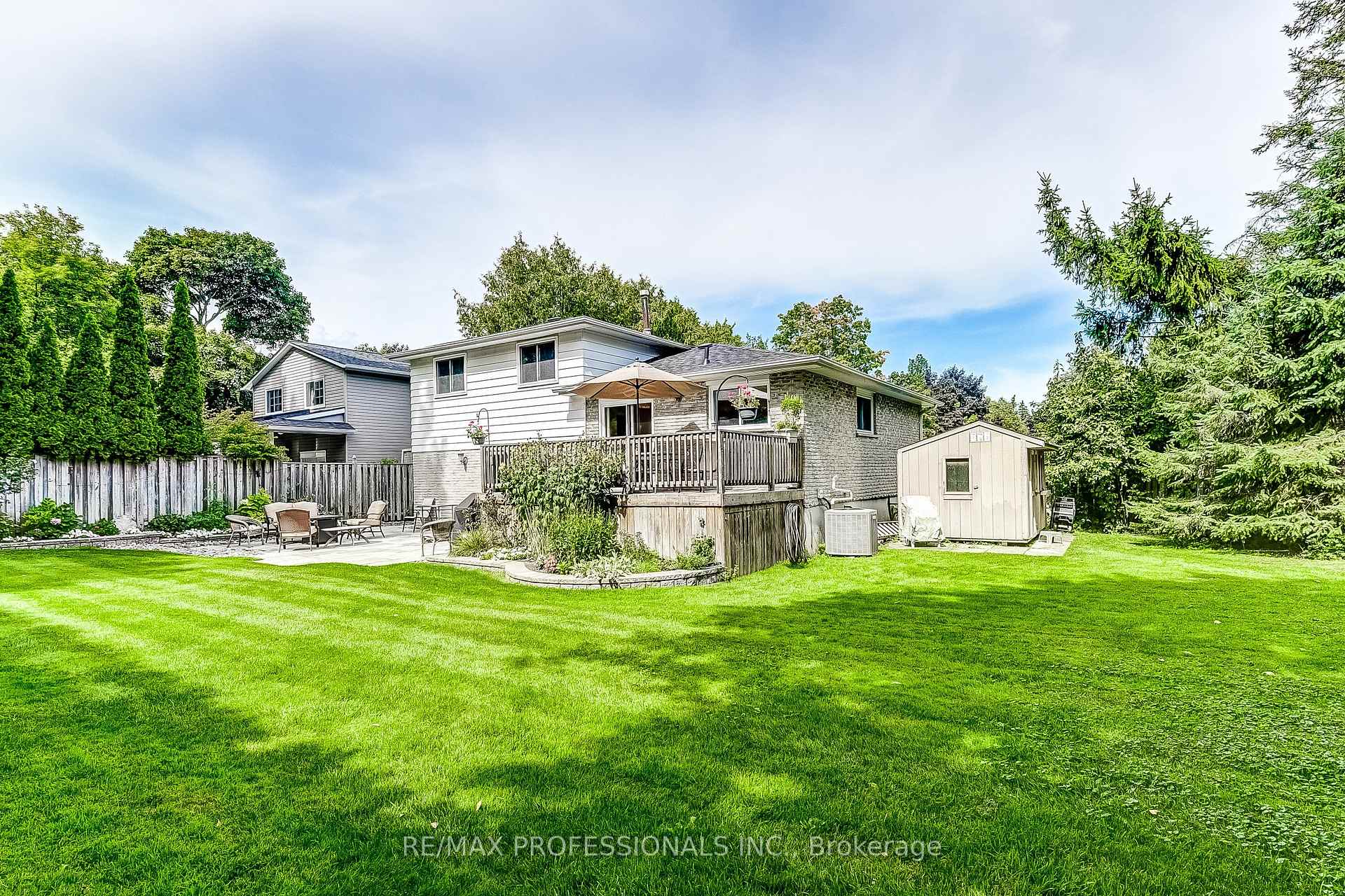 Photo 69 of 21 Birch Court, Aurora, Aurora Village — HOMEH