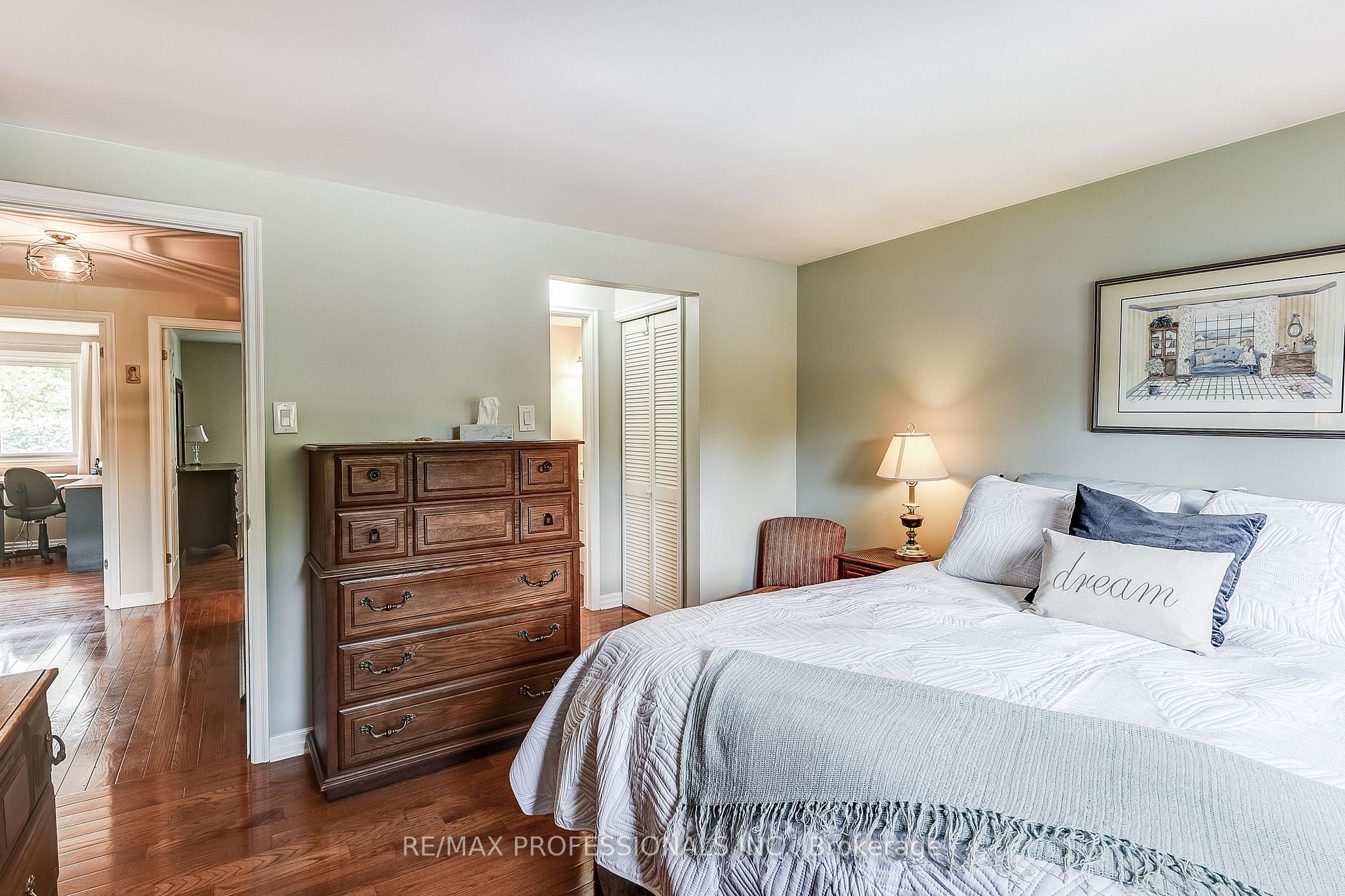 Photo 63 of 21 Birch Court, Aurora, Aurora Village — HOMEH