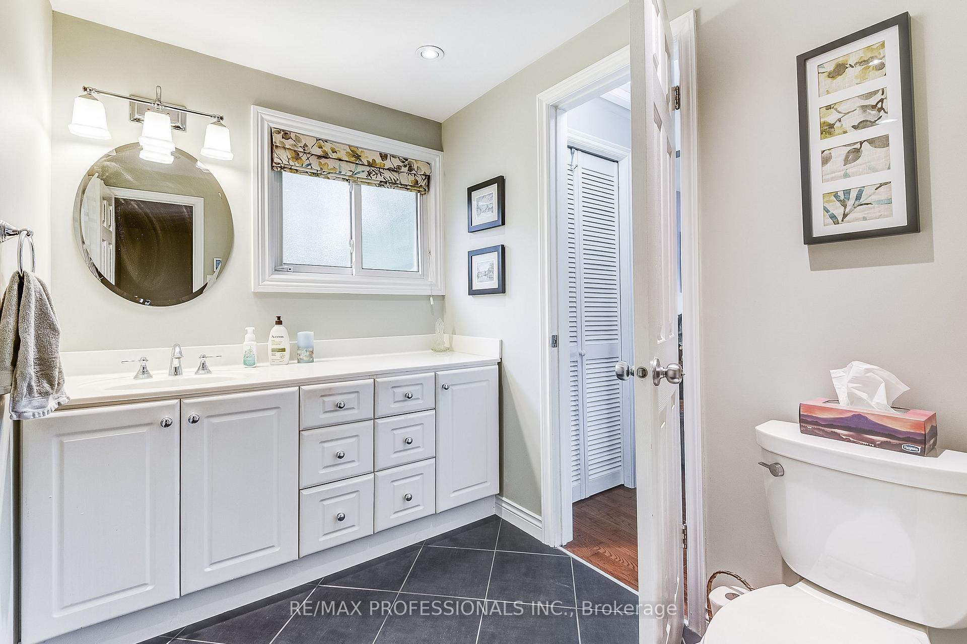Photo 96 of 21 Birch Court, Aurora, Aurora Village — HOMEH
