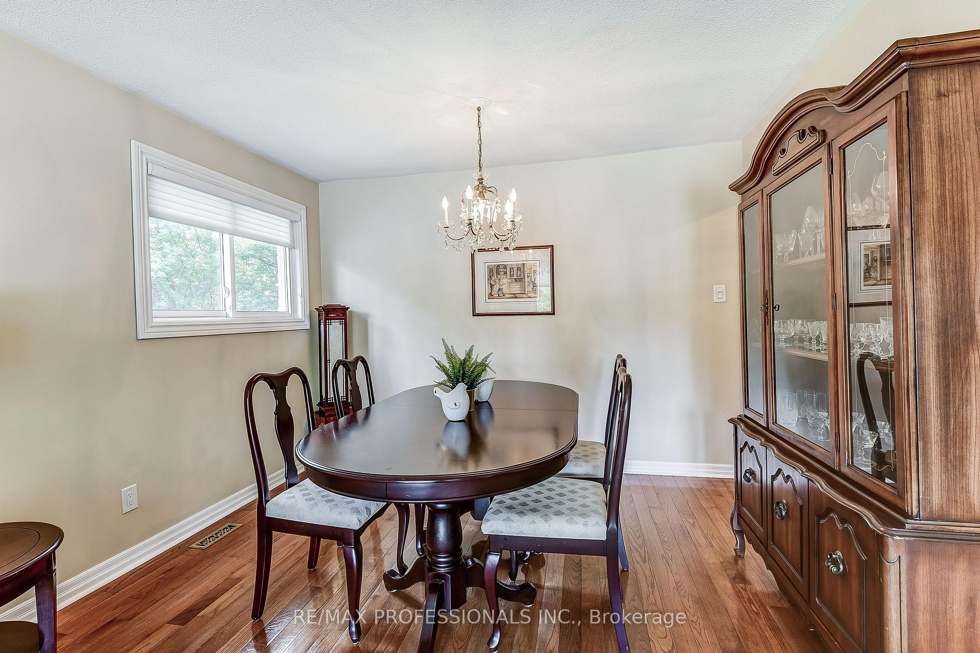 Photo 95 of 21 Birch Court, Aurora, Aurora Village — HOMEH