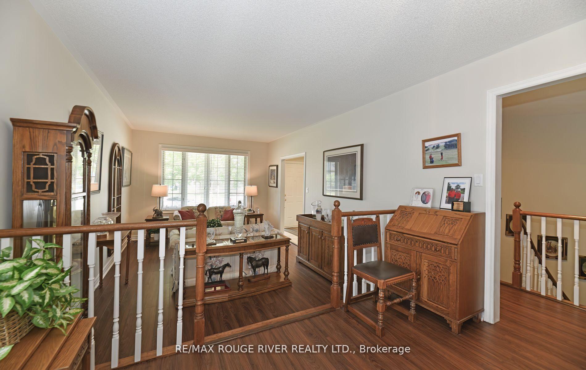 Photo 11 of 48 Enzo Crescent, Uxbridge — HOMEH