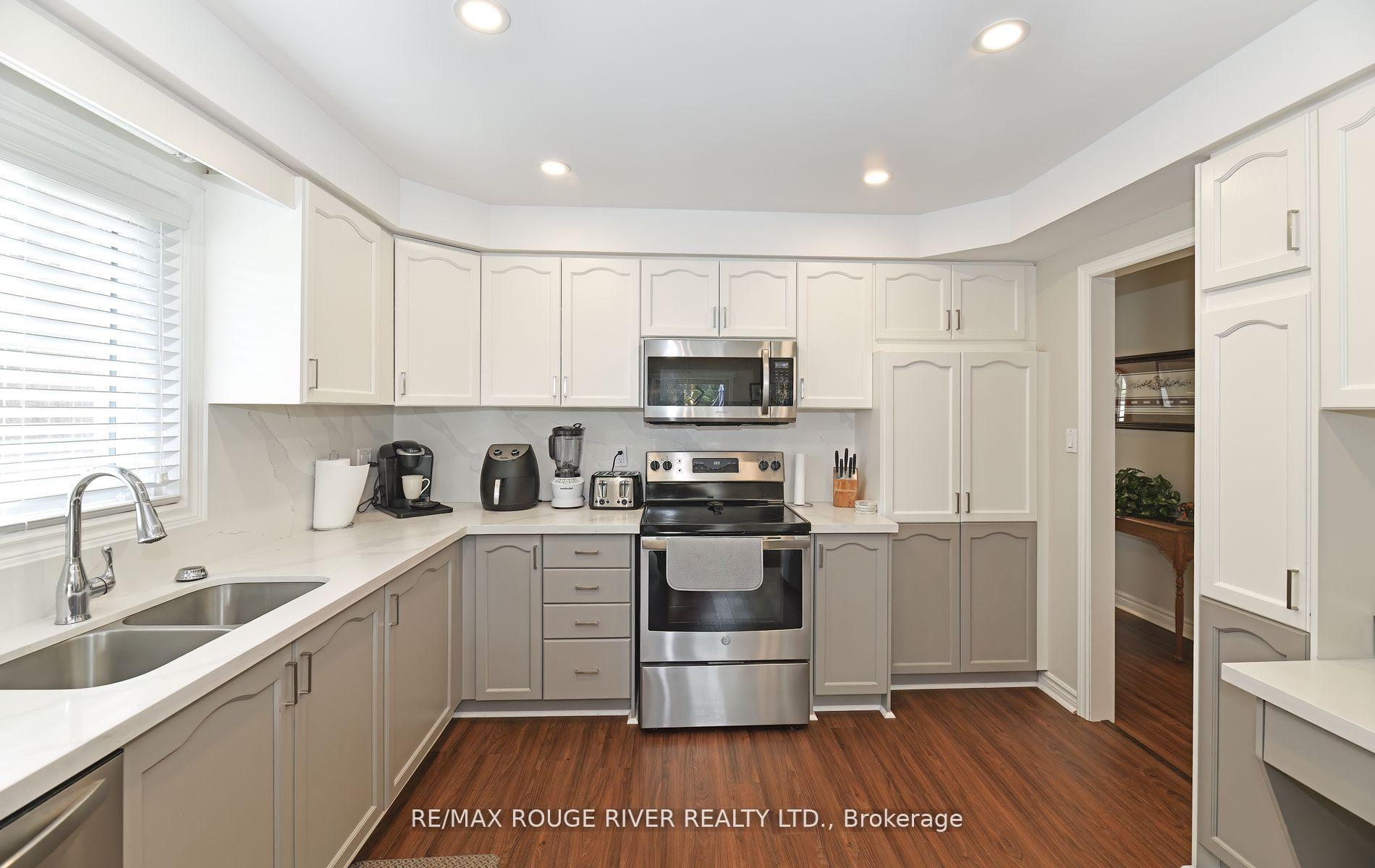 Photo 14 of 48 Enzo Crescent, Uxbridge — HOMEH