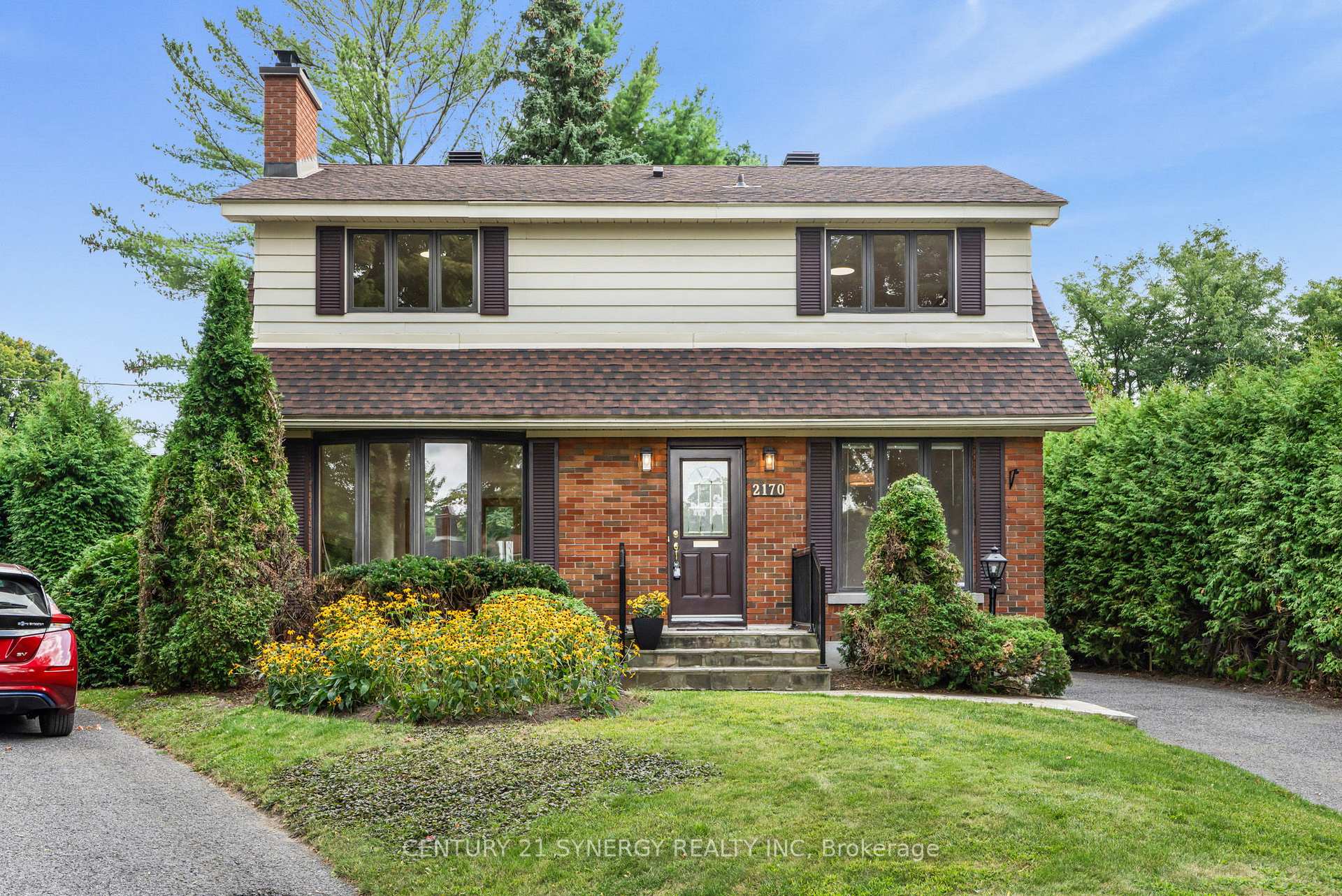 Photo 1 of 2170 Berwick Avenue, Ottawa, Bel Air Park — HOMEH