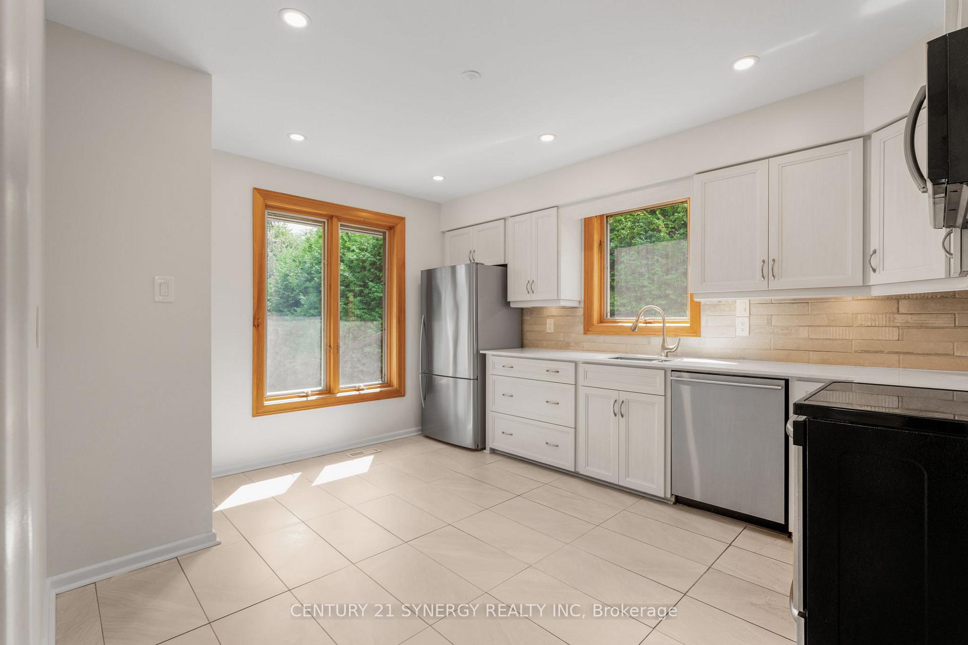 Photo 15 of 2170 Berwick Avenue, Ottawa, Bel Air Park — HOMEH