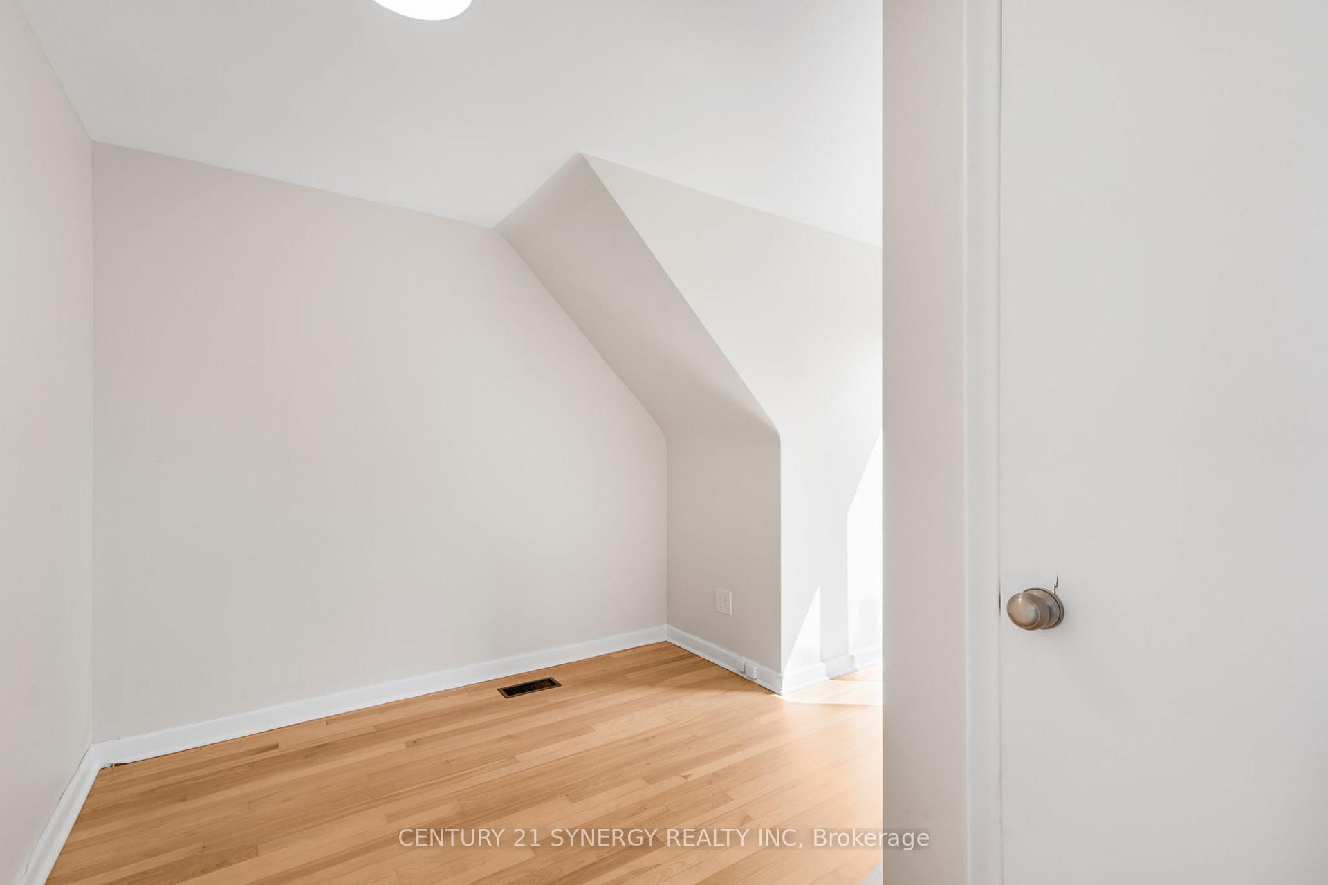 Photo 17 of 2170 Berwick Avenue, Ottawa, Bel Air Park — HOMEH