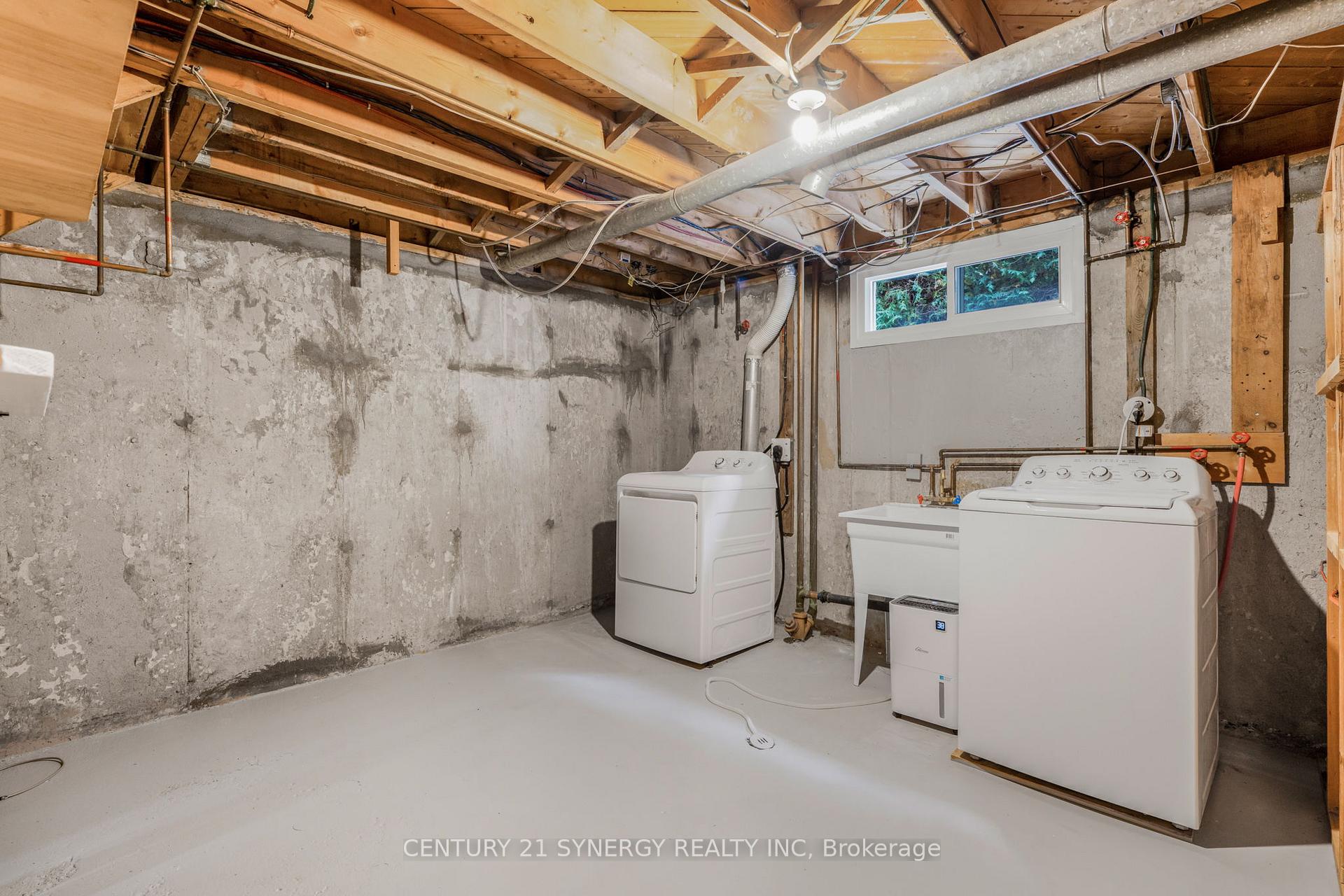 Photo 26 of 2170 Berwick Avenue, Ottawa, Bel Air Park — HOMEH