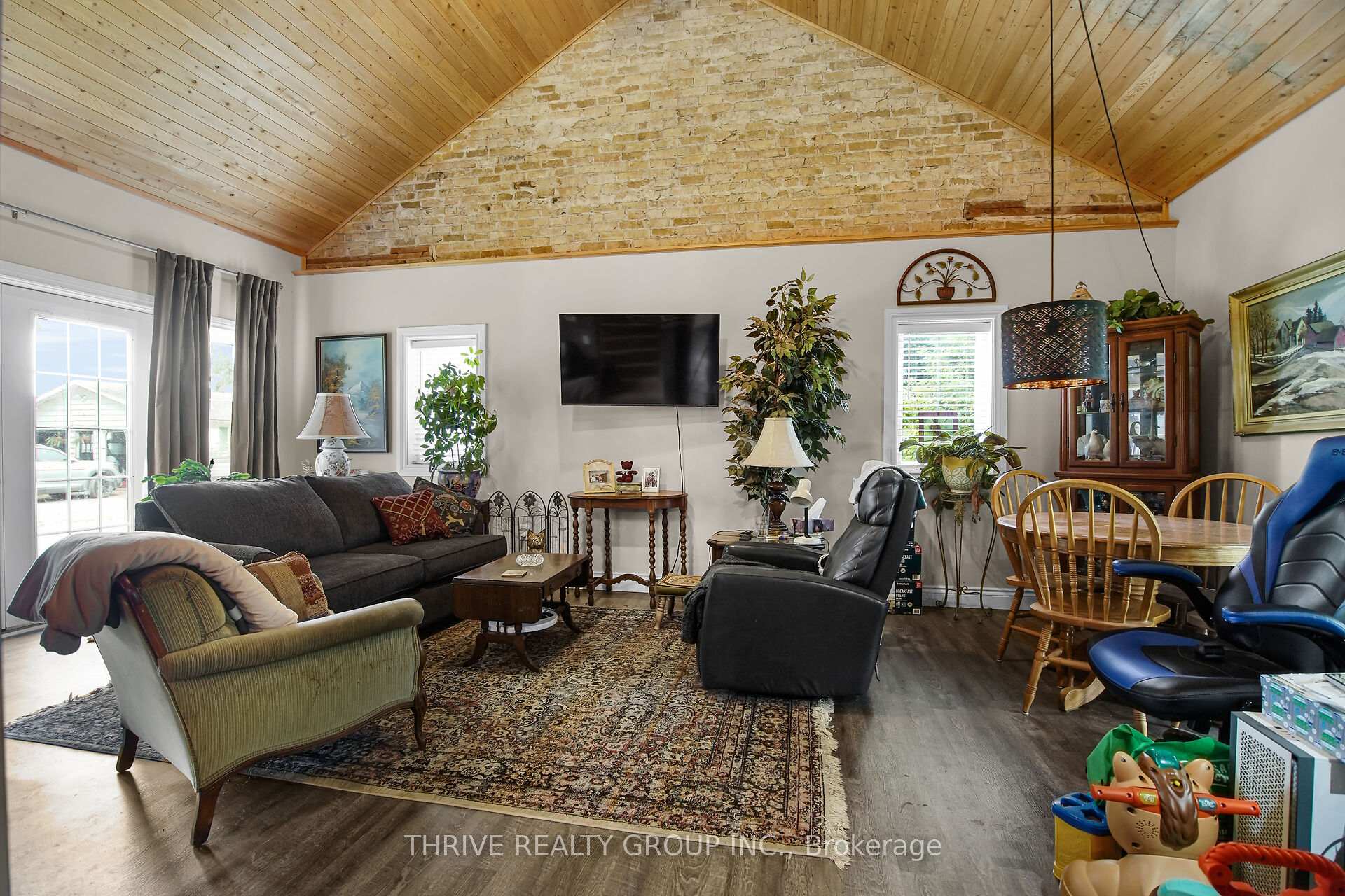Photo 23 of 20664 Heritage Road, Thames Centre, Thorndale — HOMEH