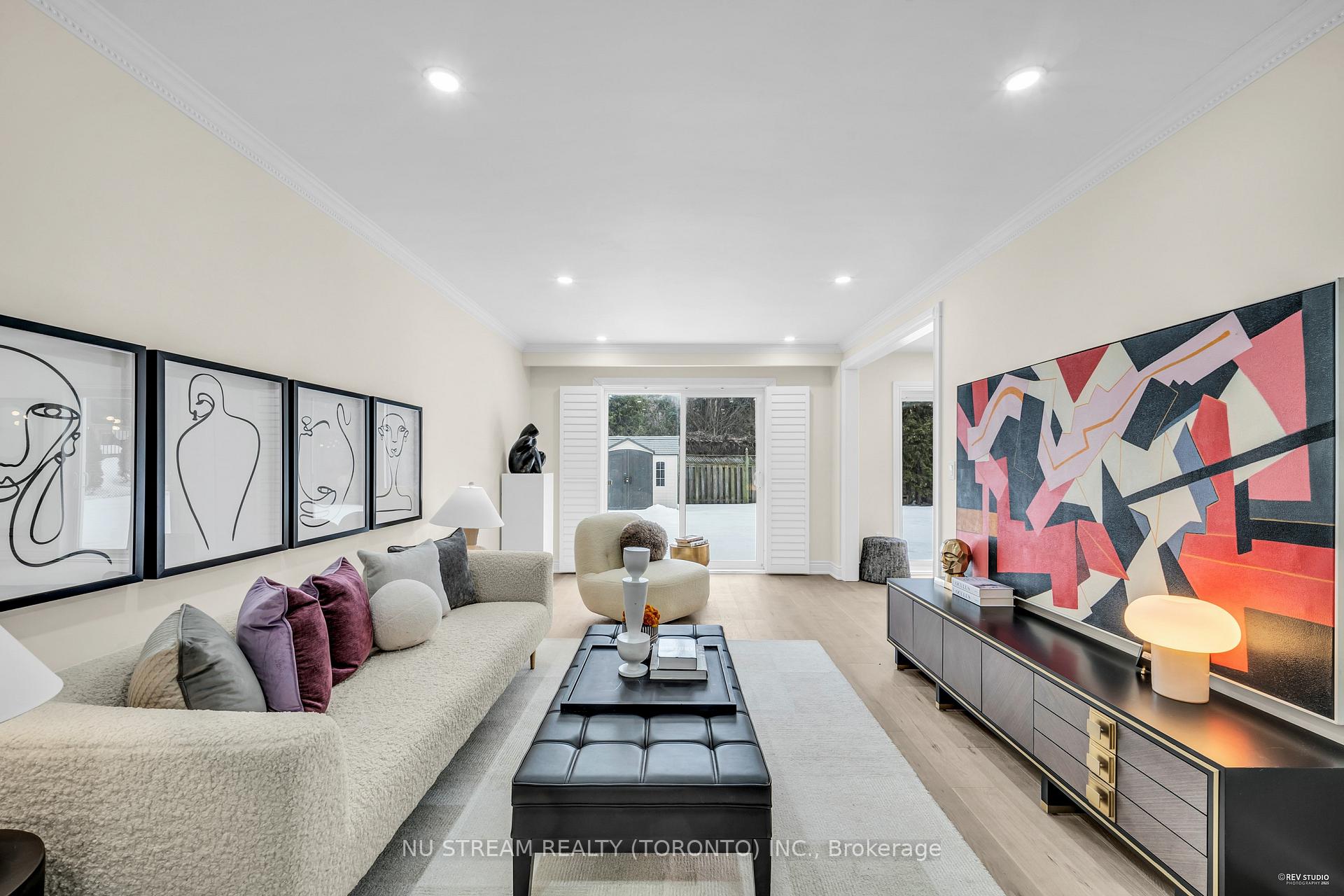 Photo 9 of 9 Liebeck Crescent, Markham, Unionville — HOMEH