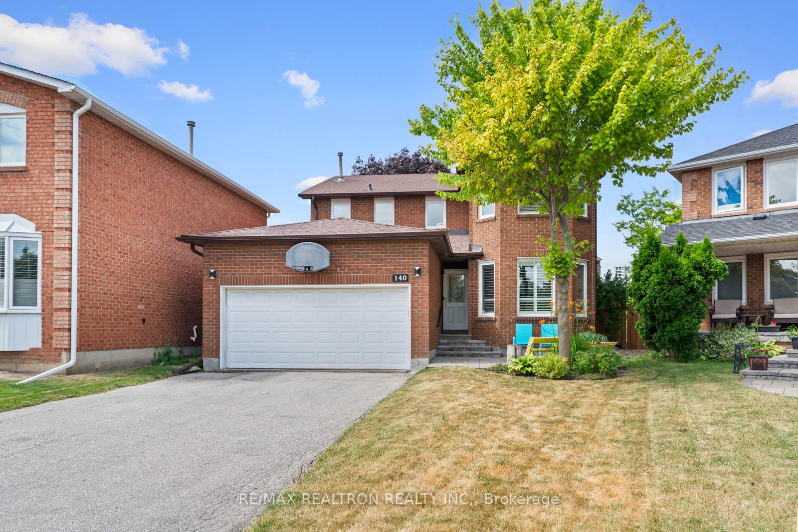 Photo 1 of 140 Millcroft Way, Vaughan, Brownridge — HOMEH