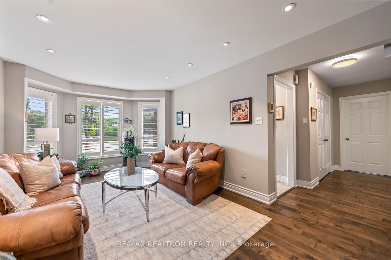 Photo 33 of 140 Millcroft Way, Vaughan, Brownridge — HOMEH