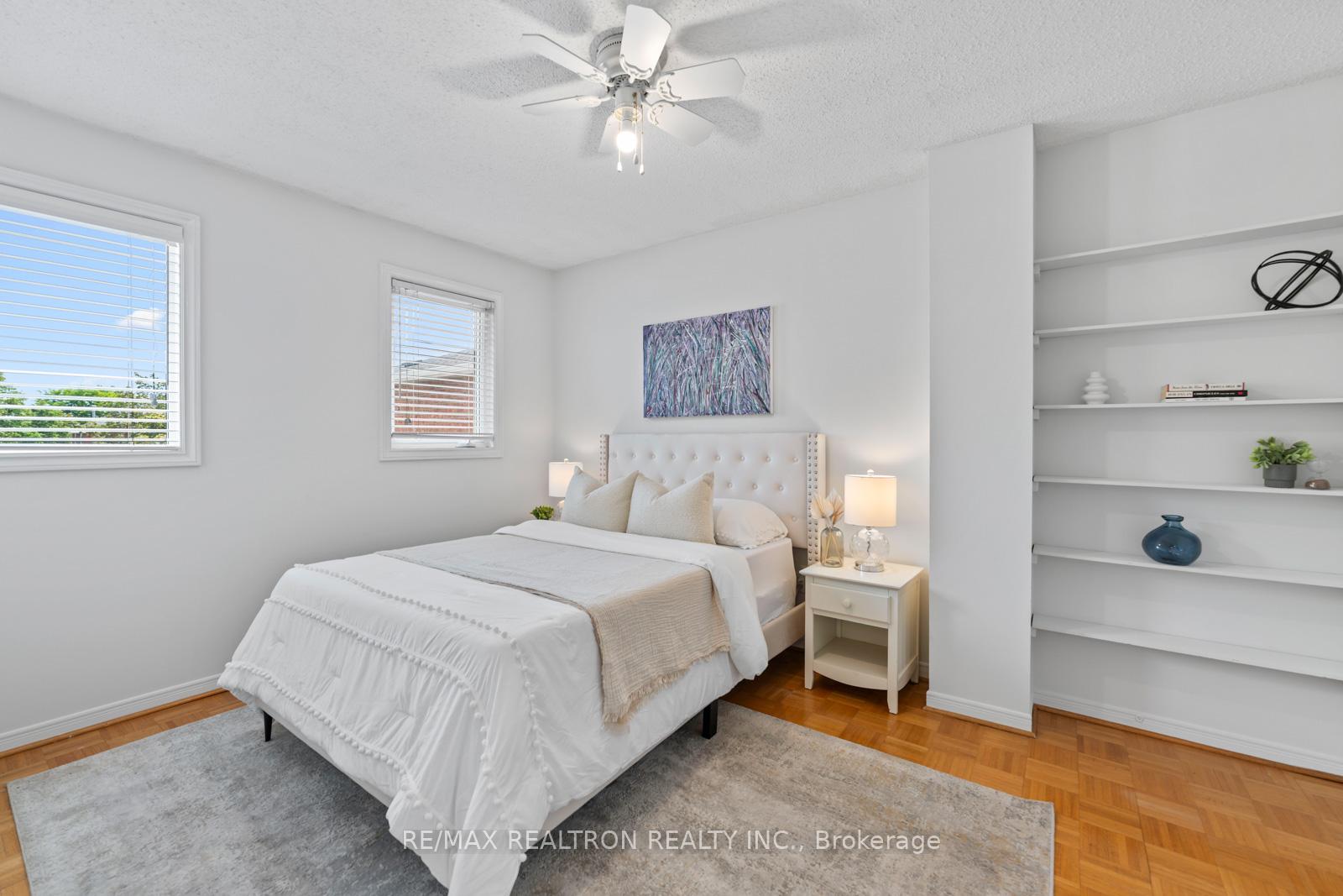Photo 17 of 140 Millcroft Way, Vaughan, Brownridge — HOMEH