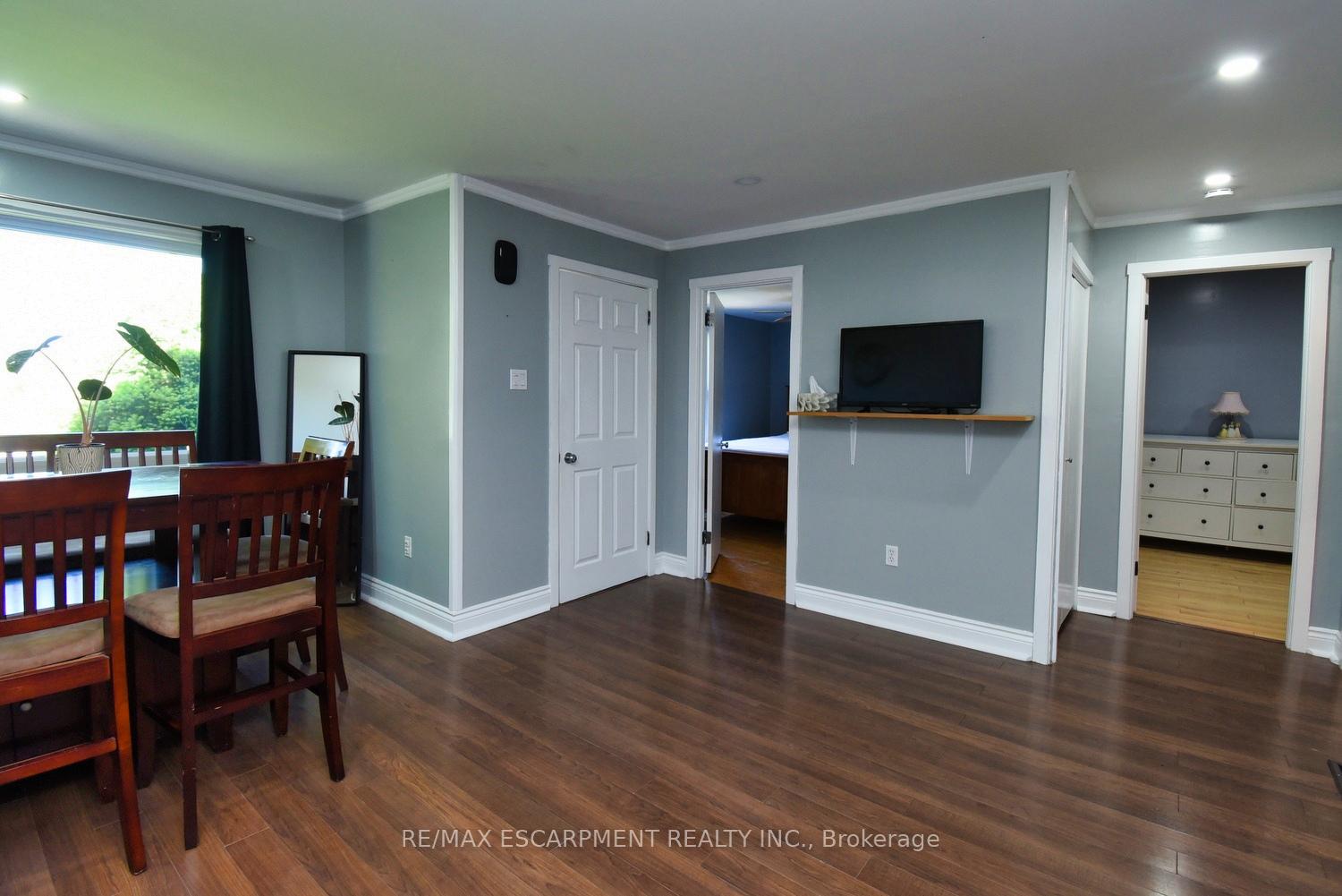 Photo 14 of 3674 Campden Road, Lincoln, Lincoln Lake — HOMEH