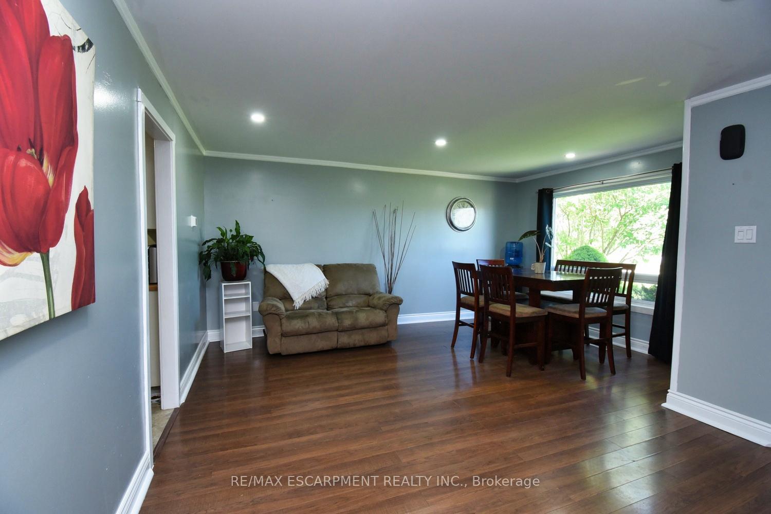 Photo 10 of 3674 Campden Road, Lincoln, Lincoln Lake — HOMEH