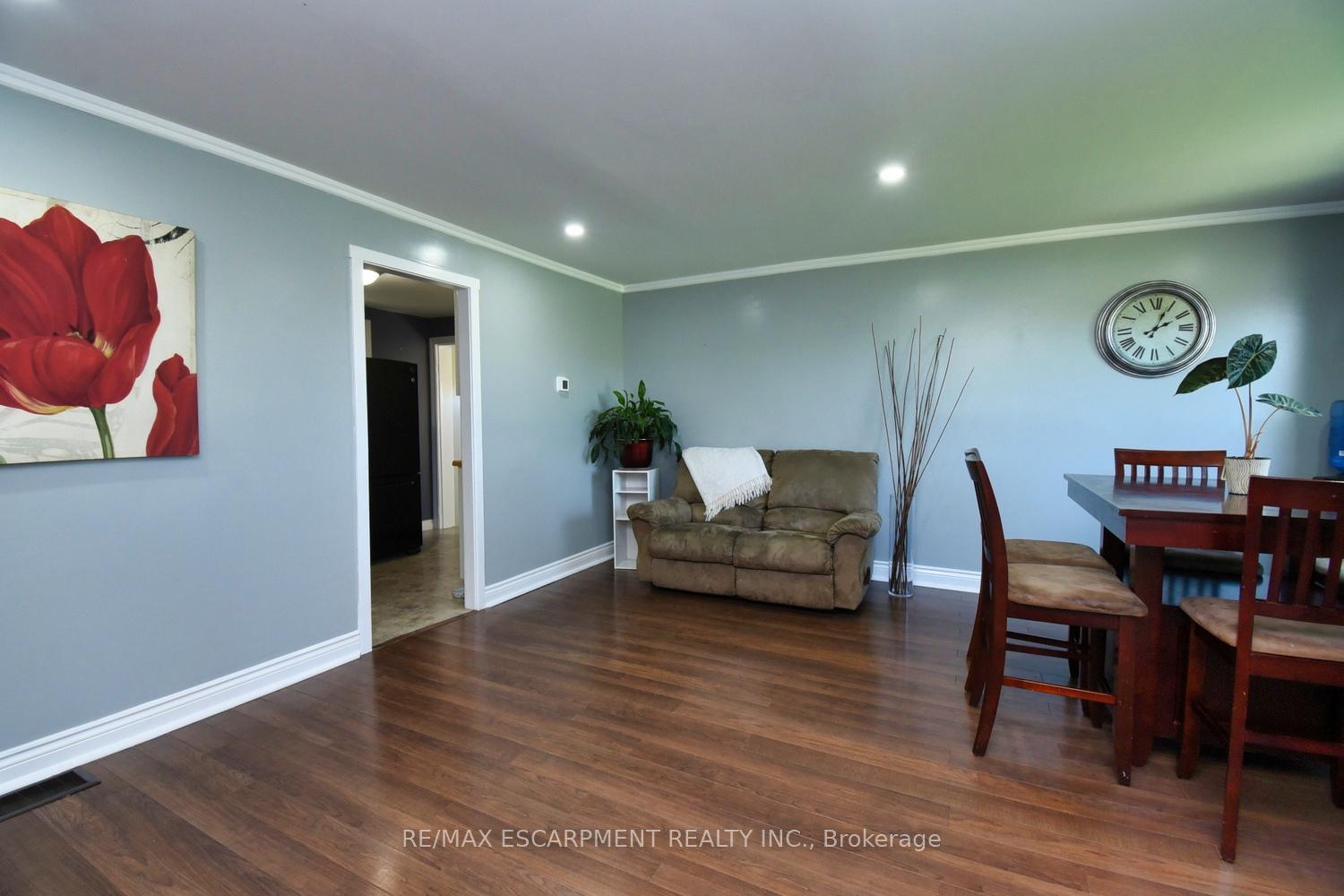 Photo 42 of 3674 Campden Road, Lincoln, Lincoln Lake — HOMEH