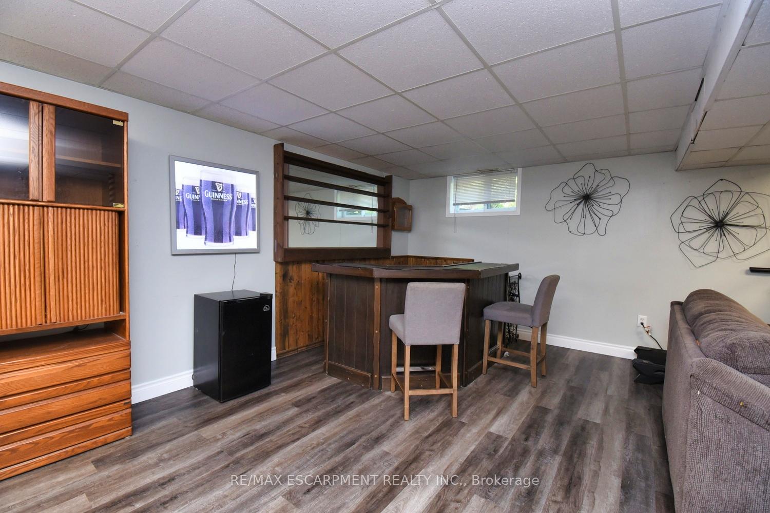 Photo 16 of 3674 Campden Road, Lincoln, Lincoln Lake — HOMEH
