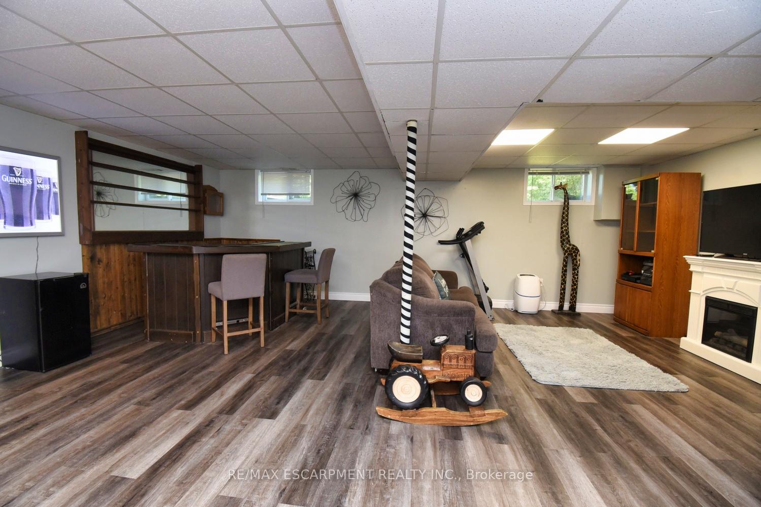 Photo 21 of 3674 Campden Road, Lincoln, Lincoln Lake — HOMEH