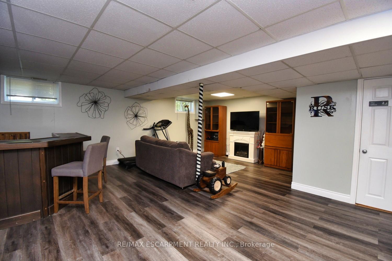 Photo 26 of 3674 Campden Road, Lincoln, Lincoln Lake — HOMEH