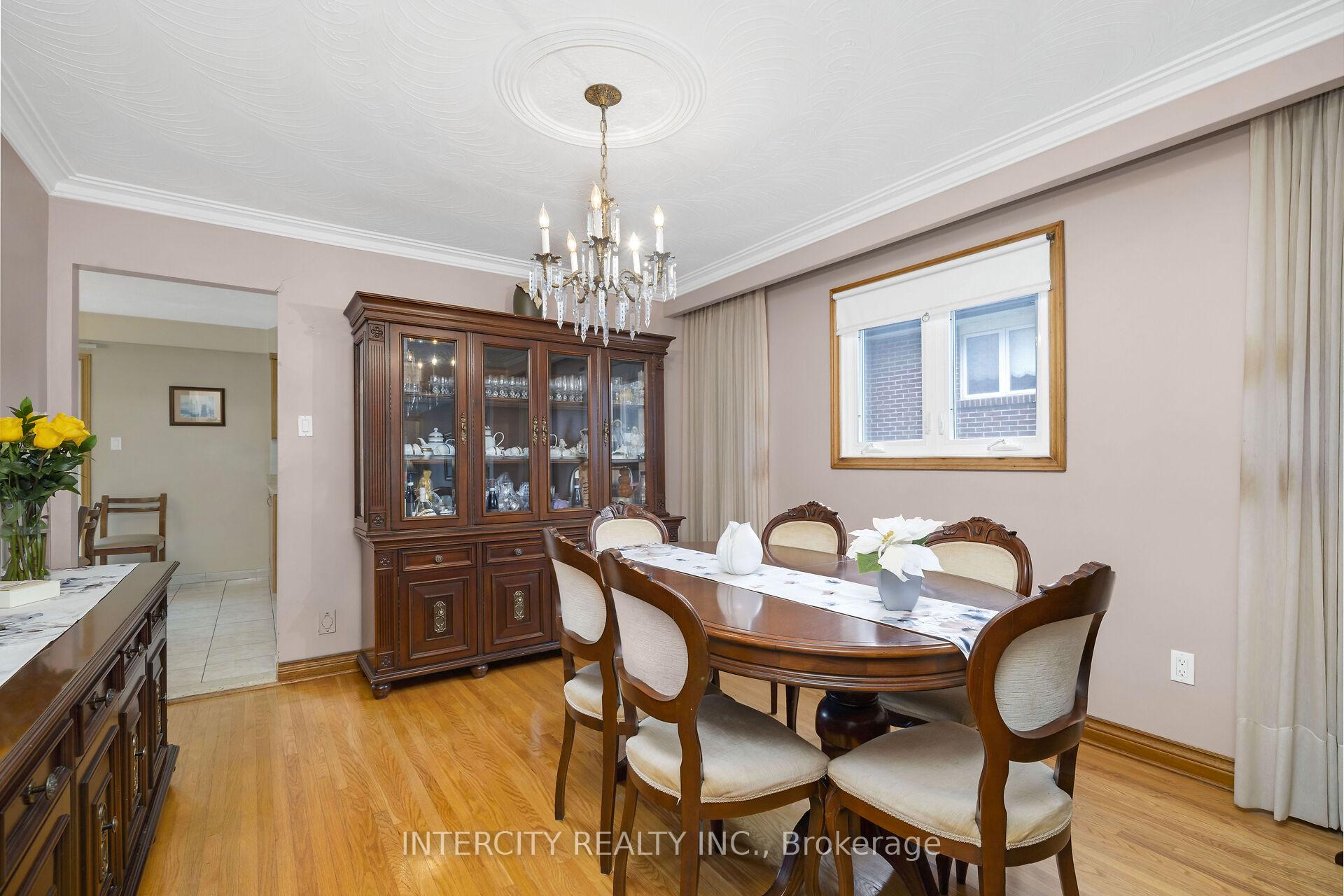 Photo 23 of 153 Jeanne Drive, Vaughan, East Woodbridge — HOMEH