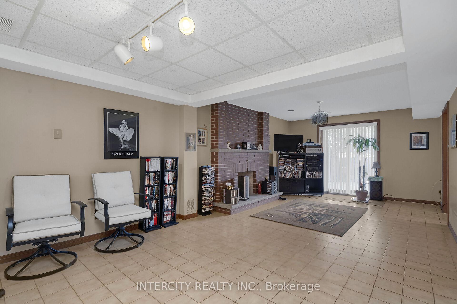 Photo 33 of 153 Jeanne Drive, Vaughan, East Woodbridge — HOMEH