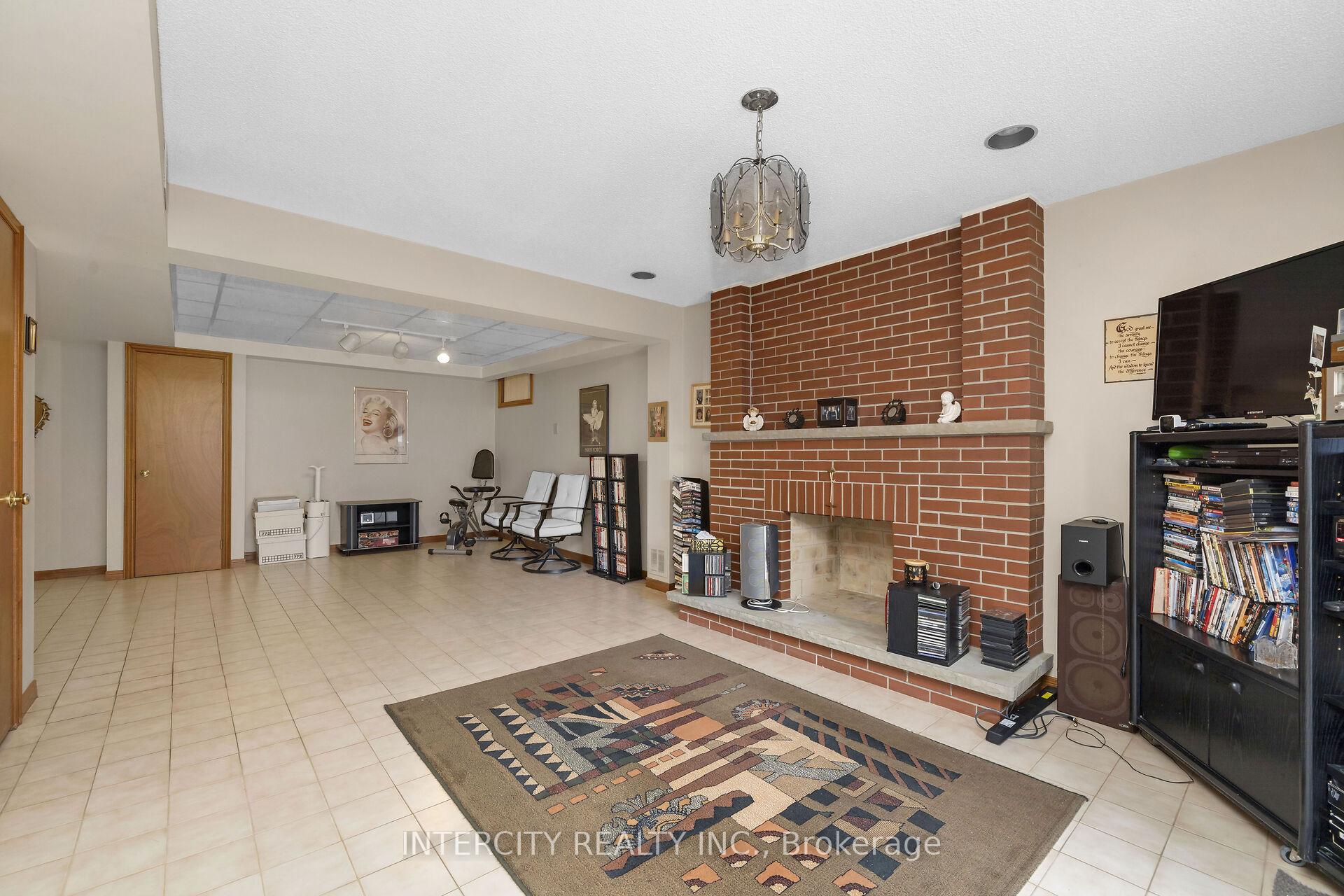 Photo 27 of 153 Jeanne Drive, Vaughan, East Woodbridge — HOMEH
