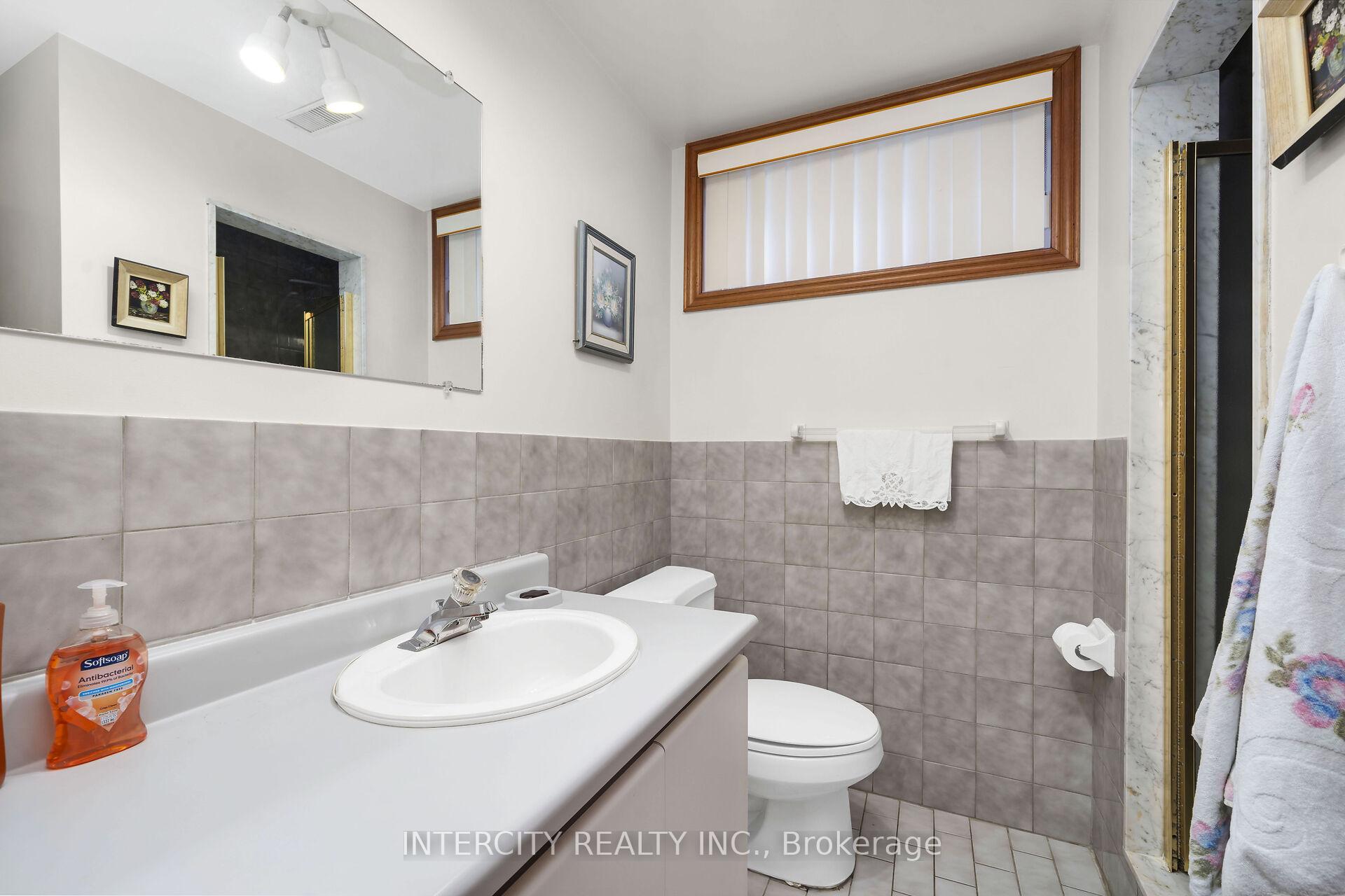 Photo 29 of 153 Jeanne Drive, Vaughan, East Woodbridge — HOMEH