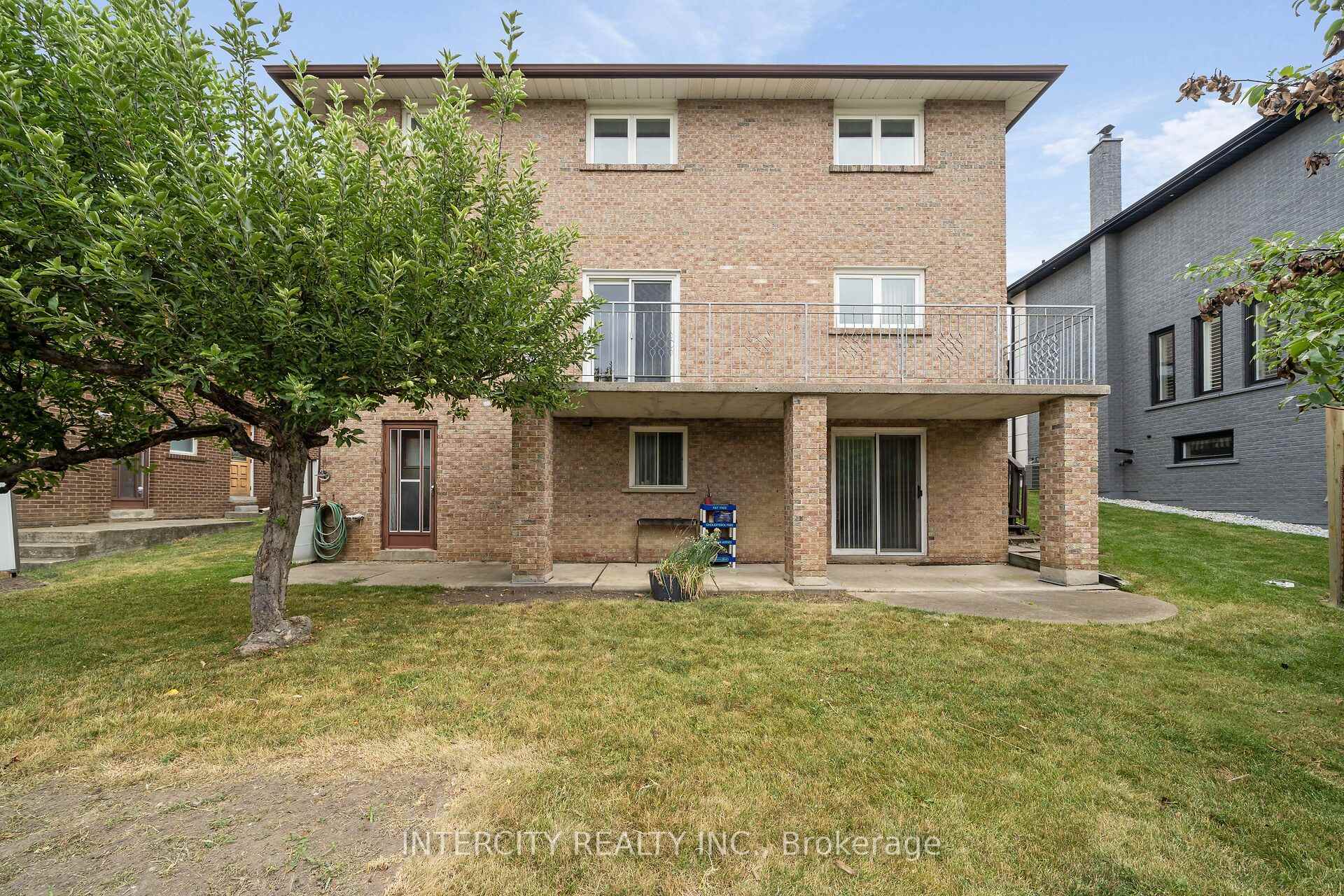 Photo 35 of 153 Jeanne Drive, Vaughan, East Woodbridge — HOMEH