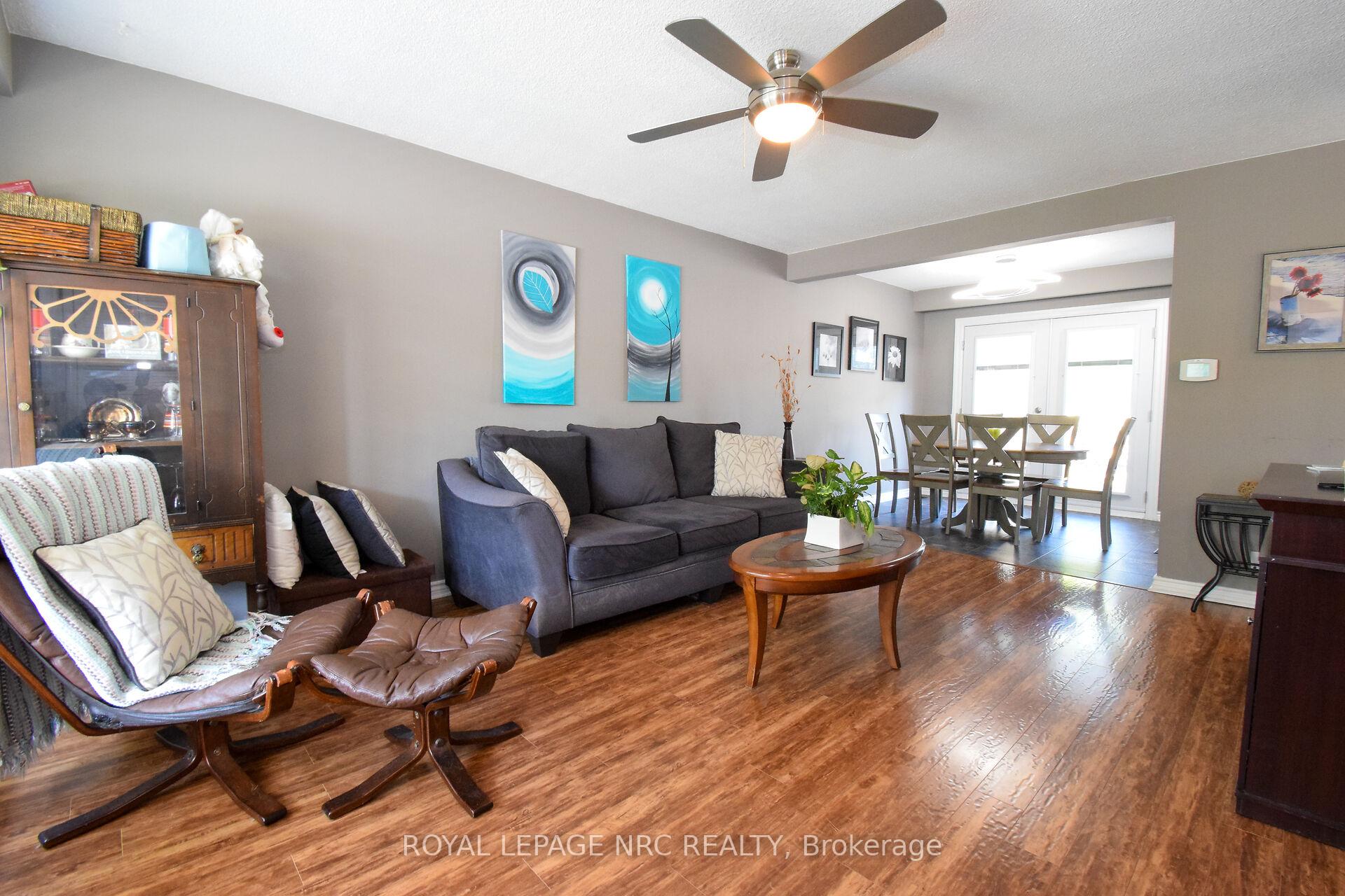 Photo 12 of 23 Greystone Crescent, St. Catharines, Lakeport — HOMEH