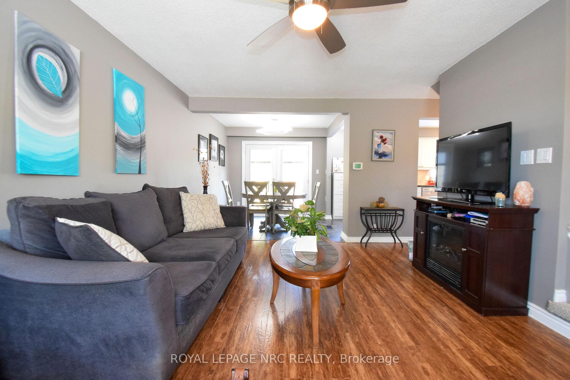 Photo 3 of 23 Greystone Crescent, St. Catharines, Lakeport — HOMEH