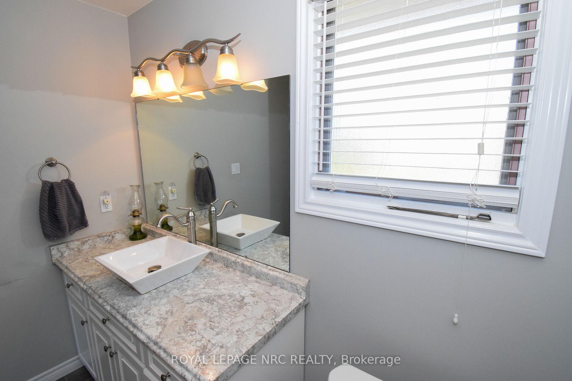 Photo 27 of 23 Greystone Crescent, St. Catharines, Lakeport — HOMEH