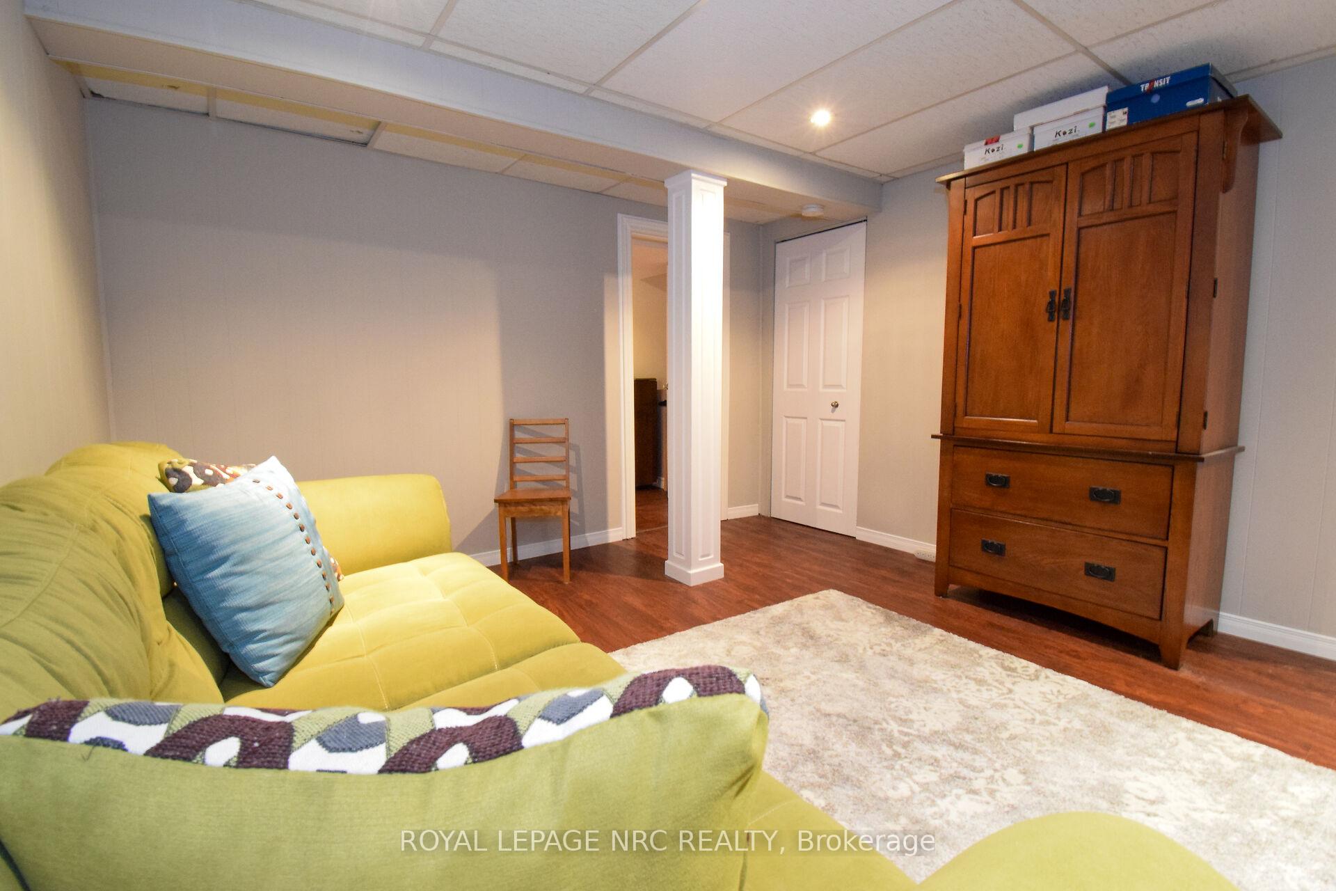 Photo 33 of 23 Greystone Crescent, St. Catharines, Lakeport — HOMEH