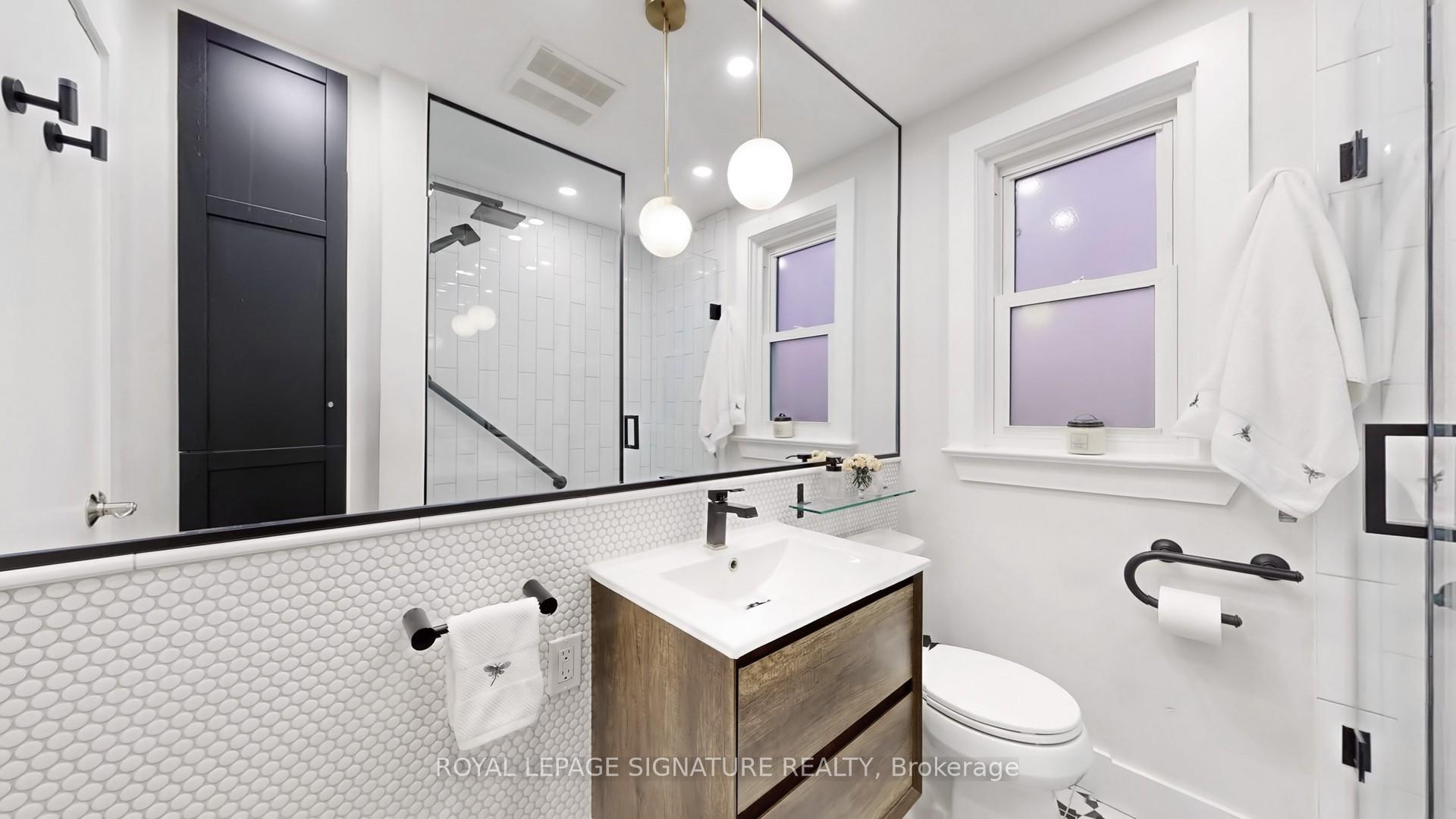 Photo 7 of 45 Spruce Street, Aurora, Aurora Village — HOMEH