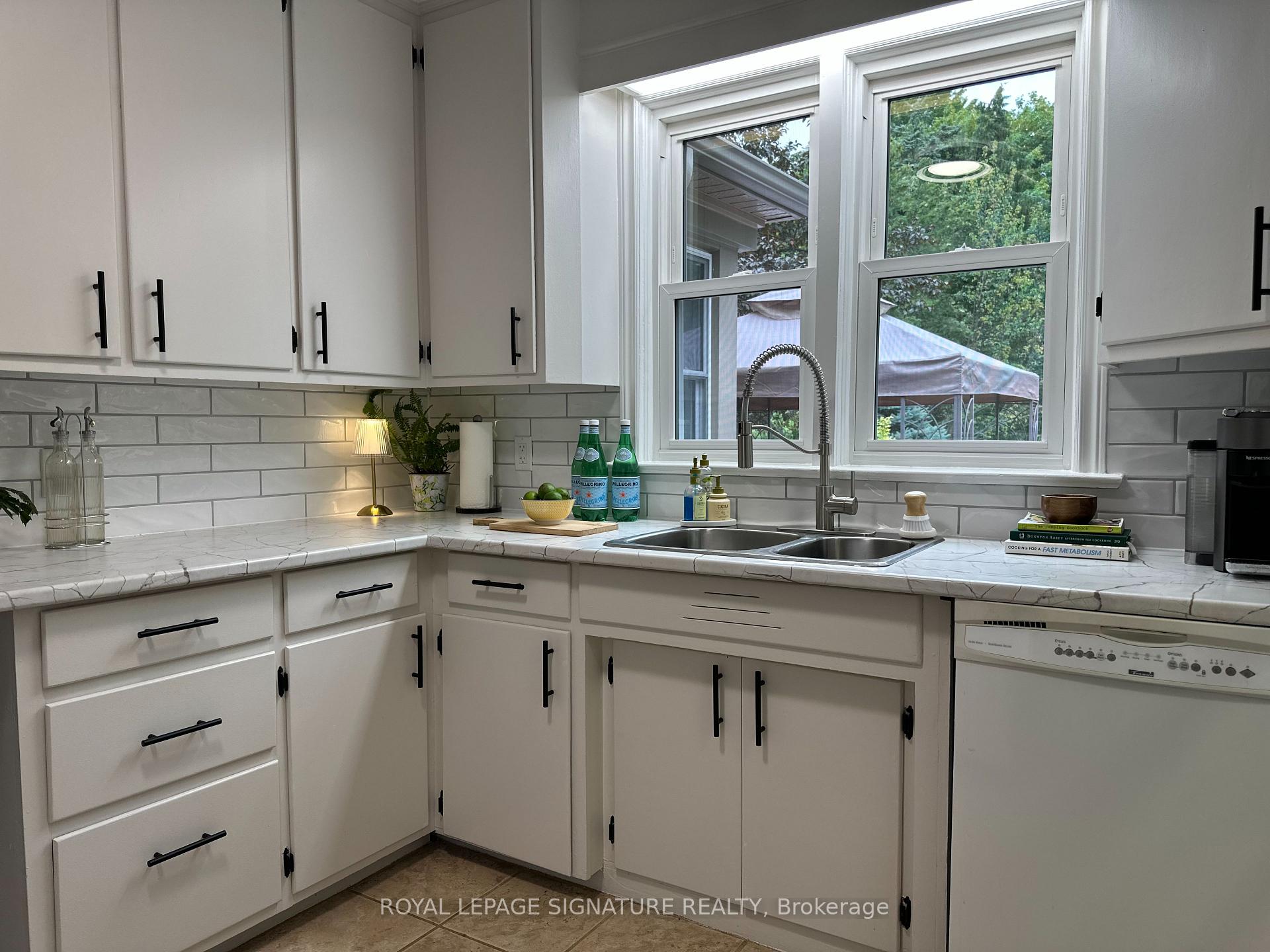 Photo 11 of 45 Spruce Street, Aurora, Aurora Village — HOMEH