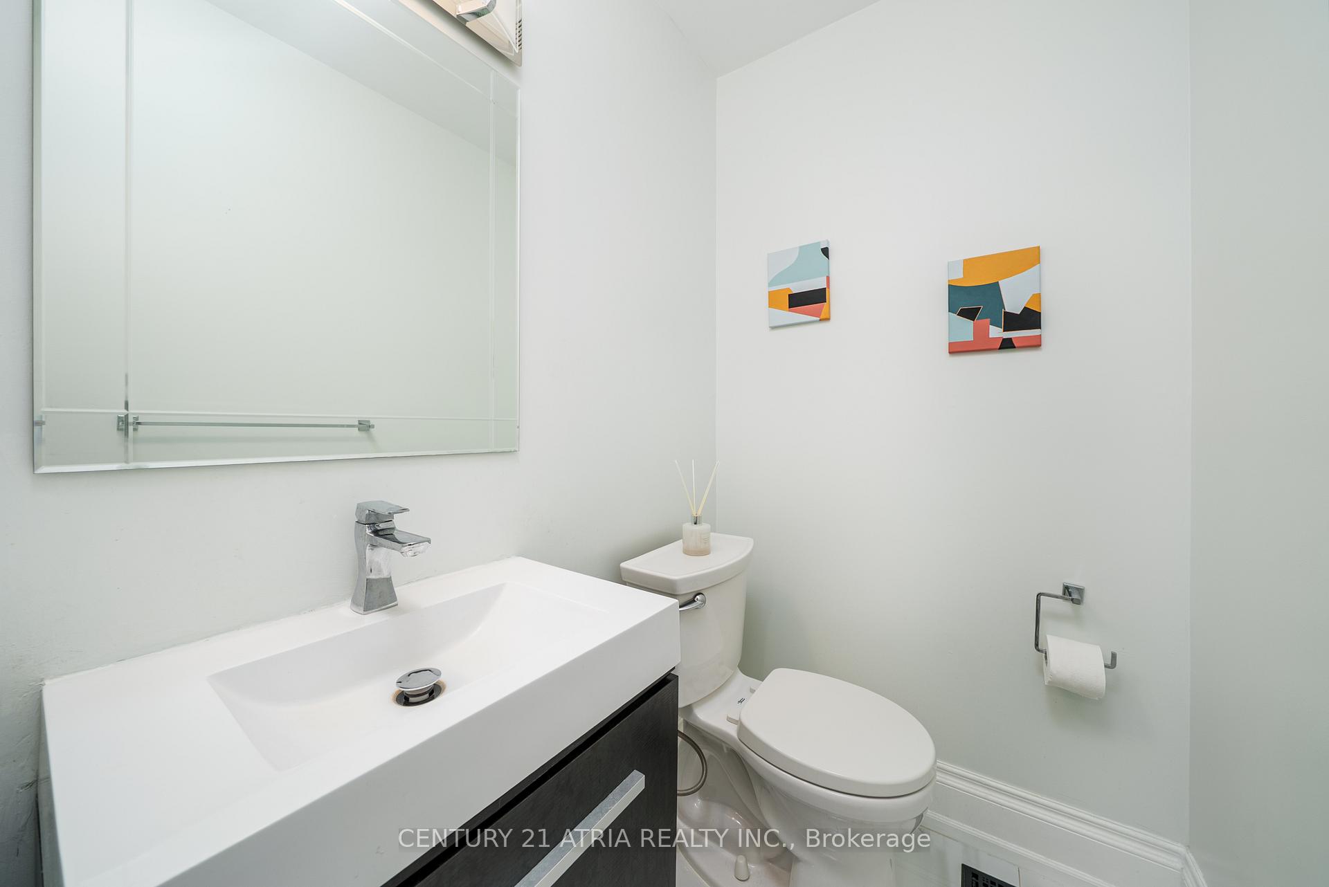 Photo 8 of 66 Daniel Reaman Crescent, Vaughan, Patterson — HOMEH