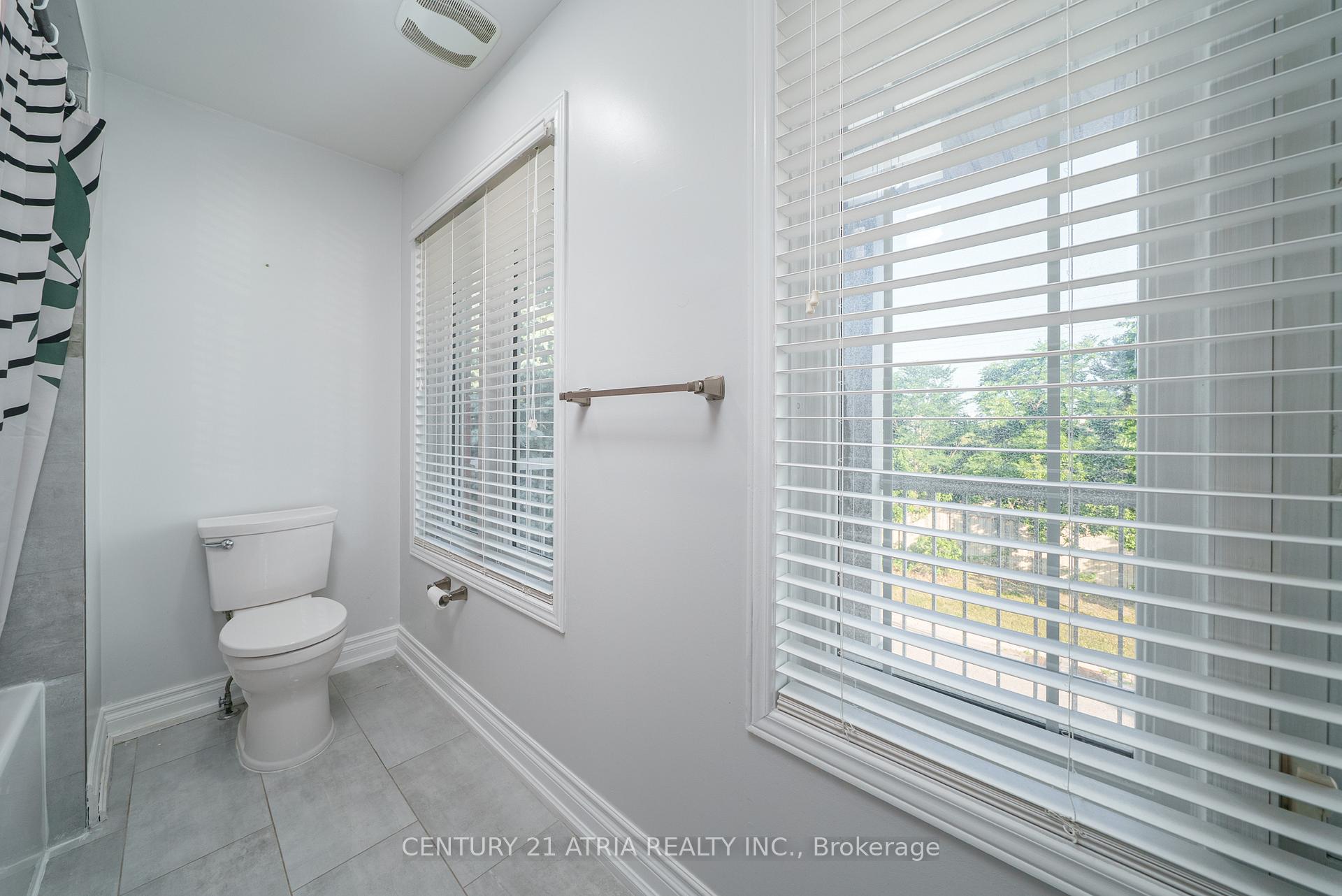 Photo 18 of 66 Daniel Reaman Crescent, Vaughan, Patterson — HOMEH
