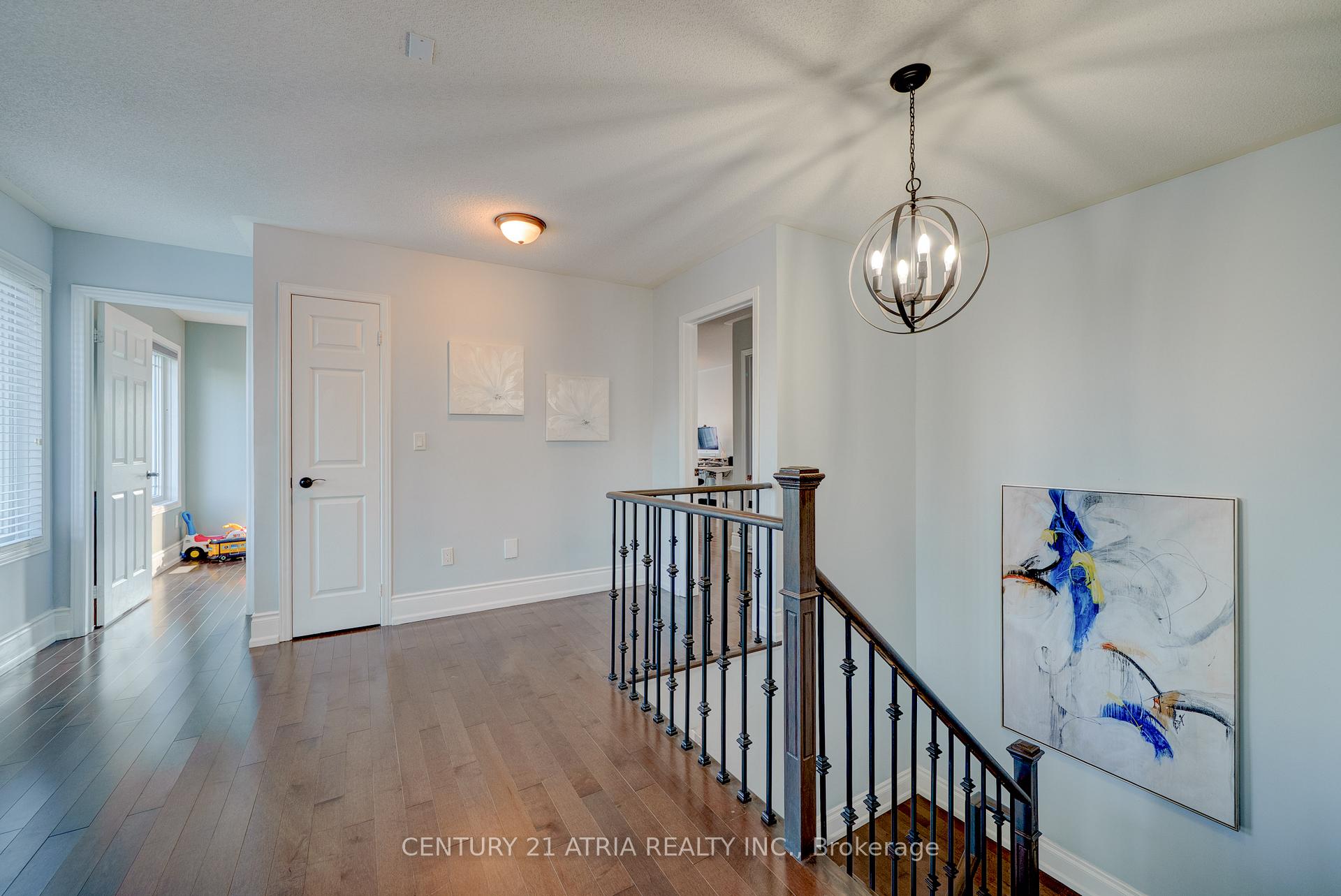 Photo 13 of 66 Daniel Reaman Crescent, Vaughan, Patterson — HOMEH