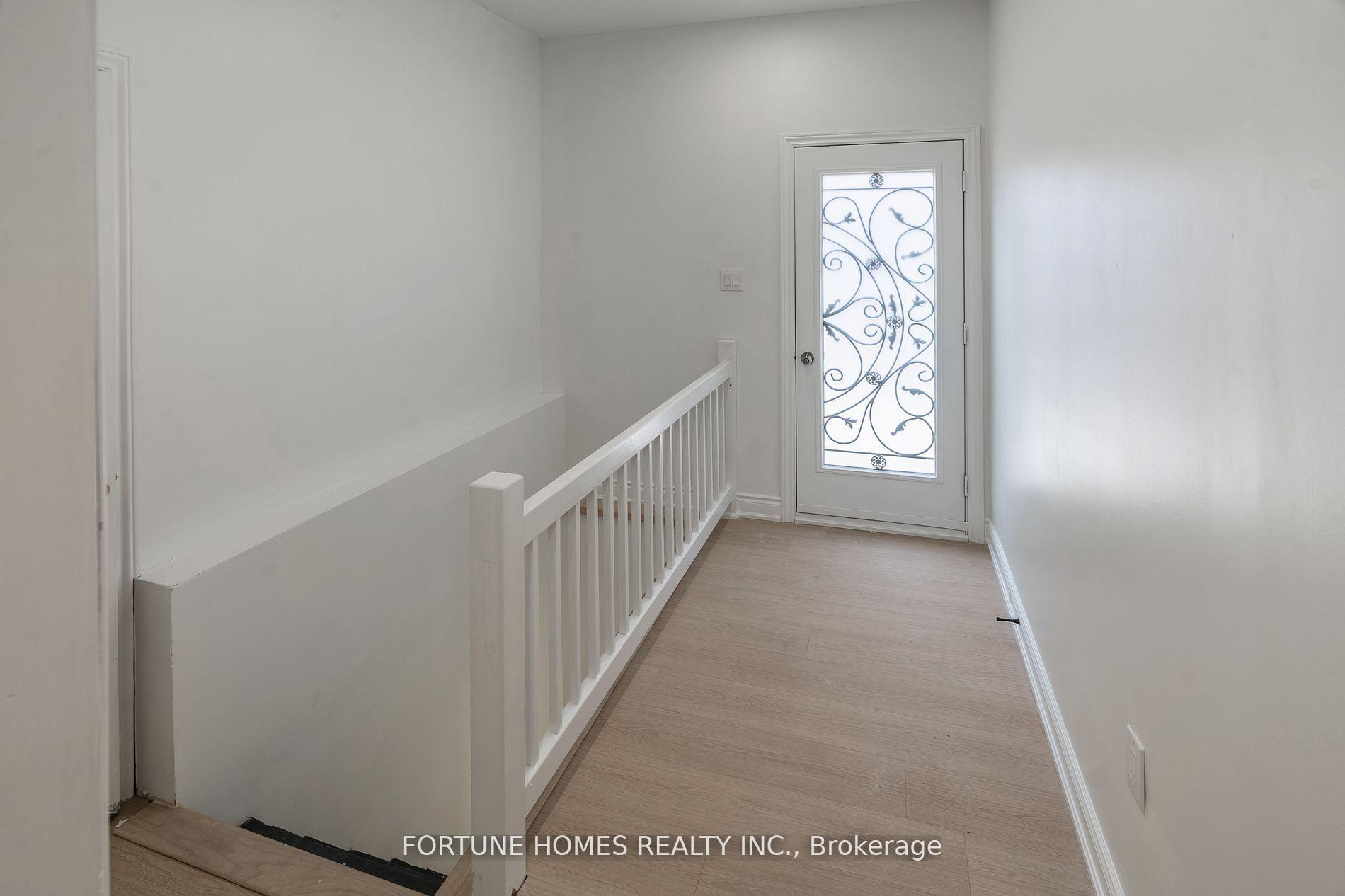 Photo 43 of 31 Ortona Drive, Brampton, Fletcher's Creek South — HOMEH