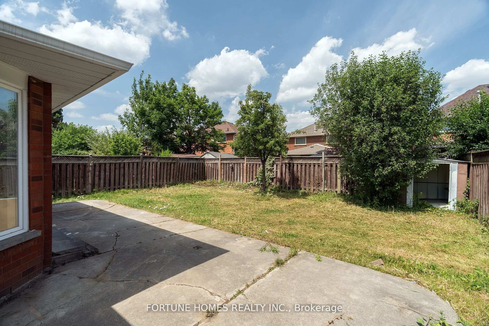 Photo 41 of 31 Ortona Drive, Brampton, Fletcher's Creek South — HOMEH