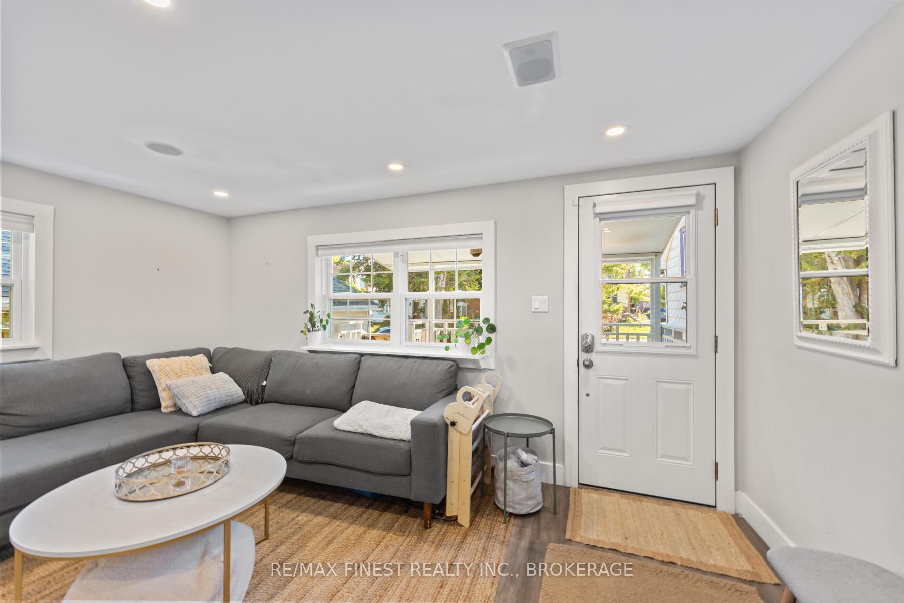 Photo 2 of 6 Redan Street, Kingston, East of Sir John A. Blvd — HOMEH